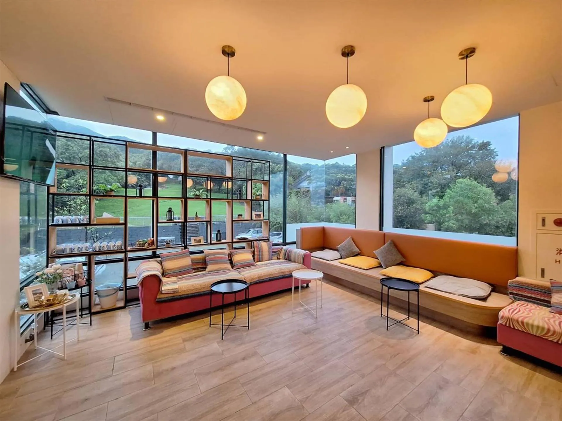 Yanmin Hot Spring Resort