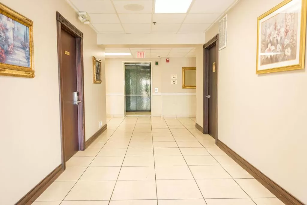 Property building in Savannah House Hotel