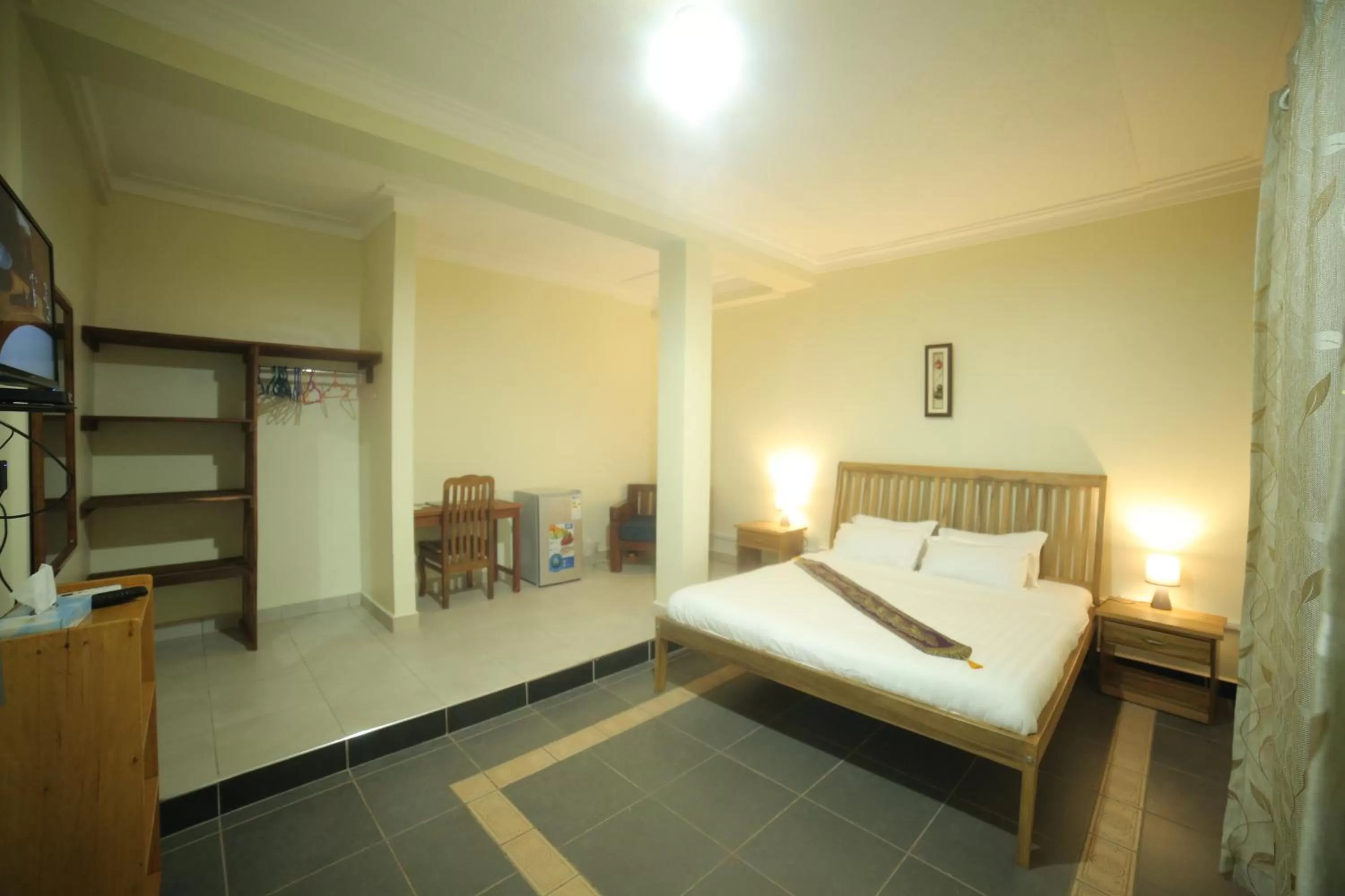 Photo of the whole room, Bed in Entebbe Palm Hotel