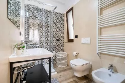 Bathroom in B&B Capovento Della Murgia