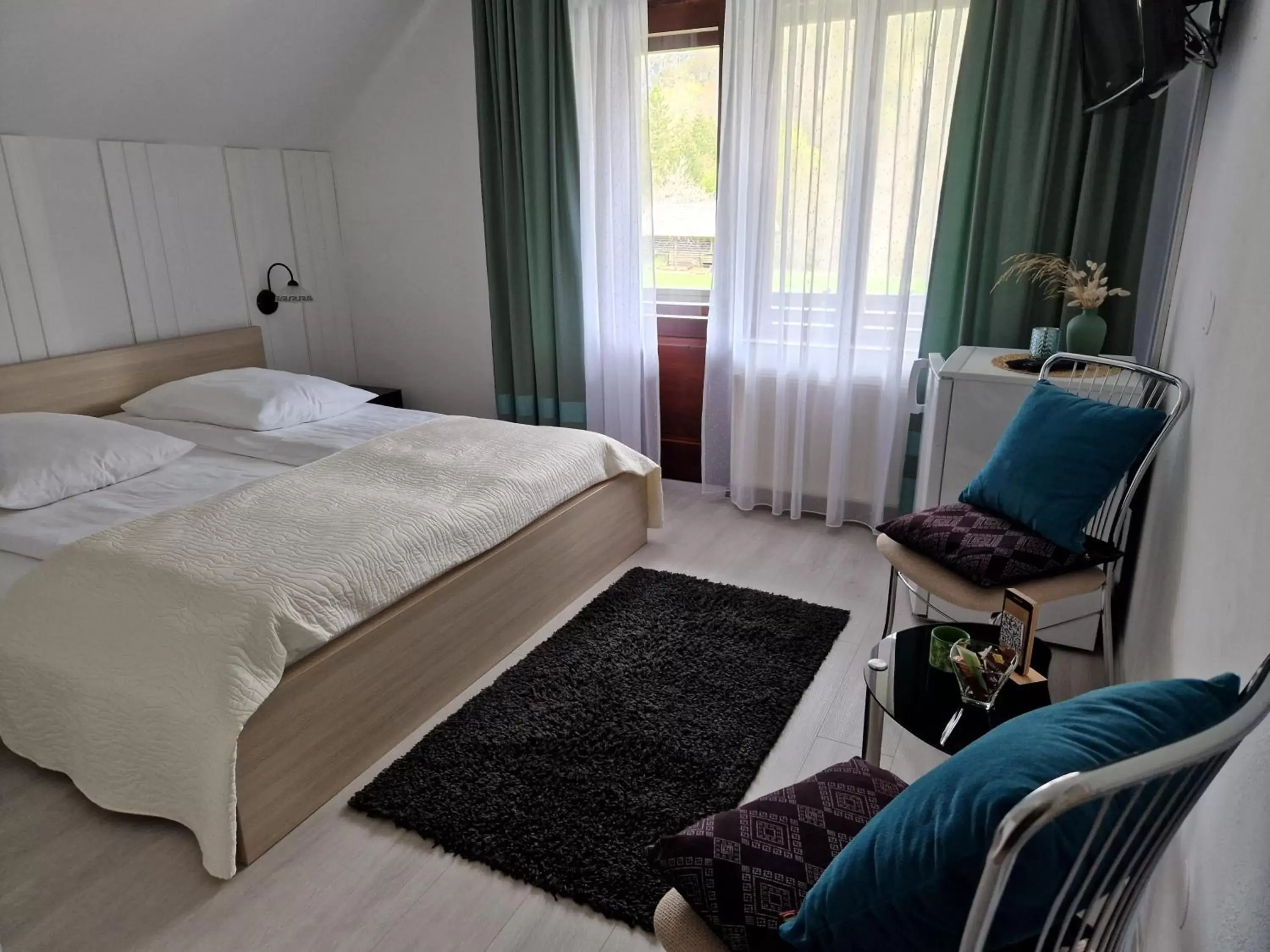 Double Room with Private Bathroom in Sobe Ćuskić Double Room with Private Bathroom in Sobe Ćuskić