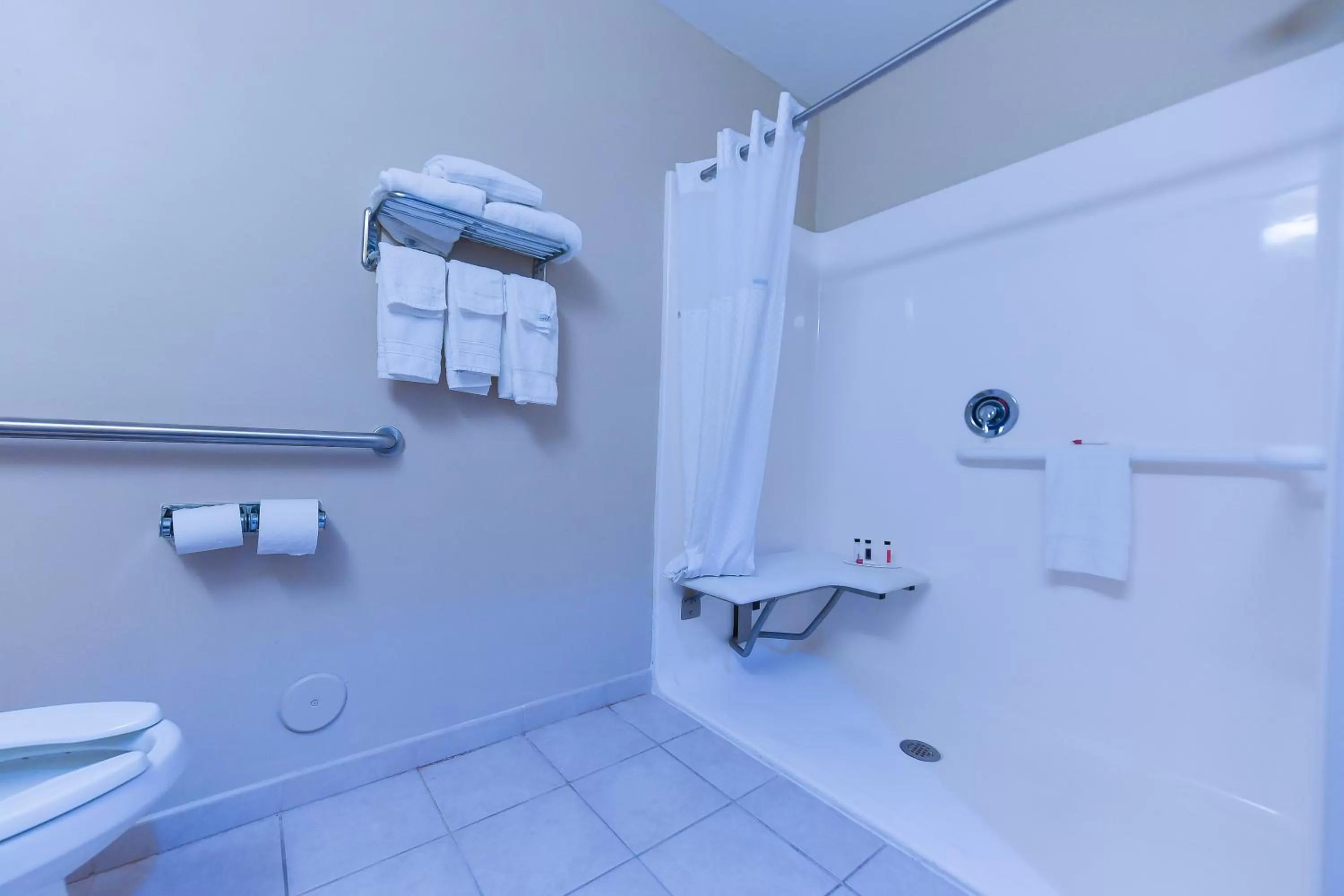 Days Inn by Wyndham Greensboro NC