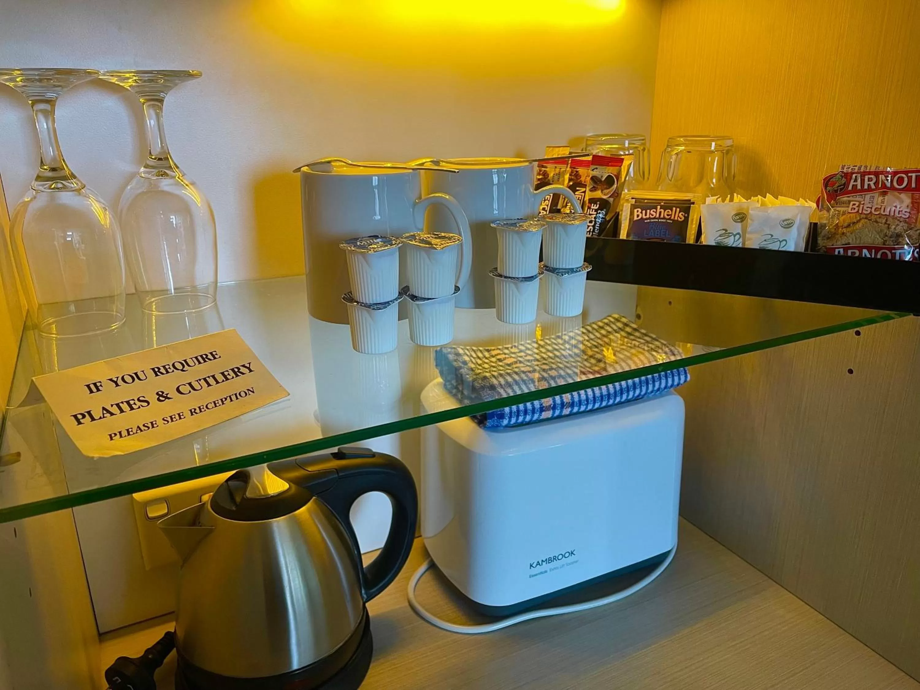 Coffee/tea facilities in Goulburn Motor Inn