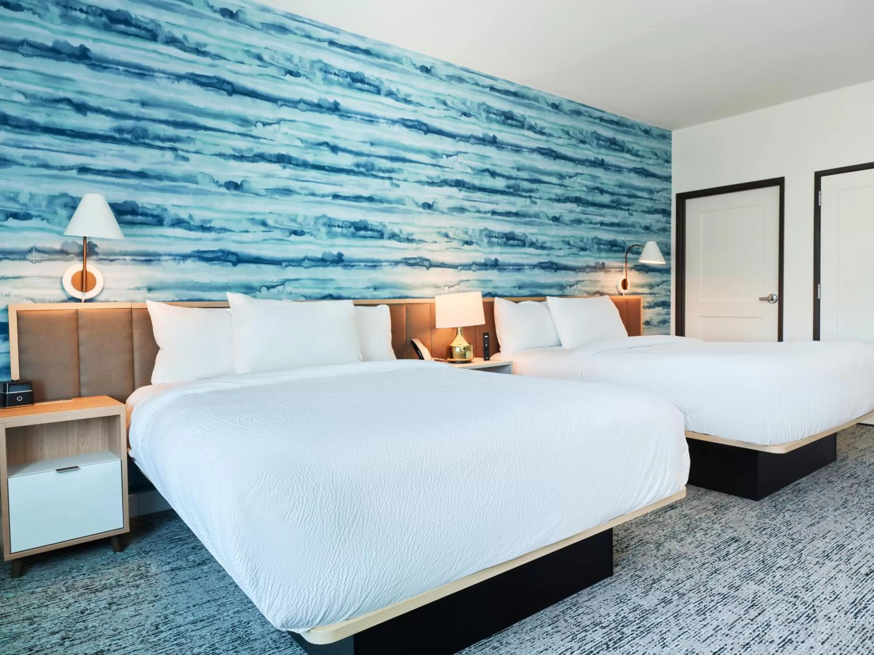 Bed in TownePlace Suites by Marriott Hixson