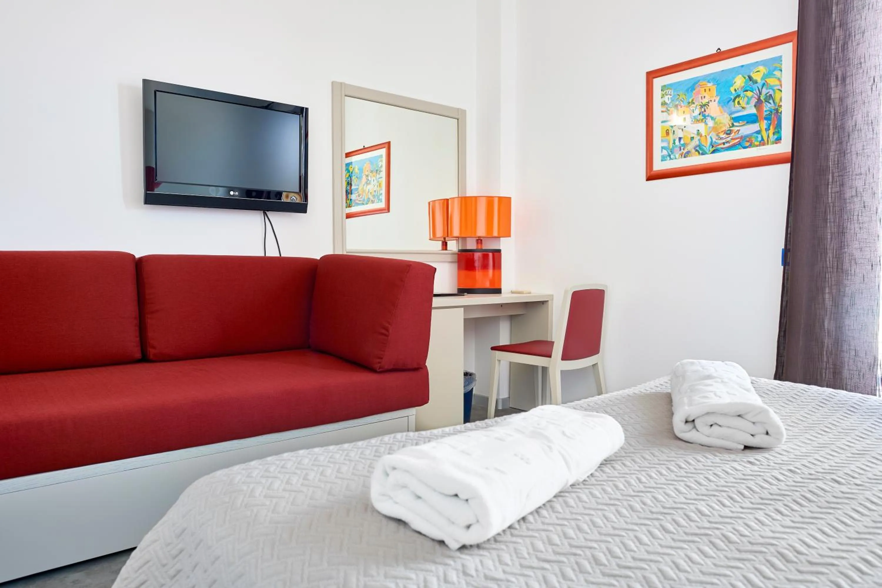 Bed in Hotel La Battigia