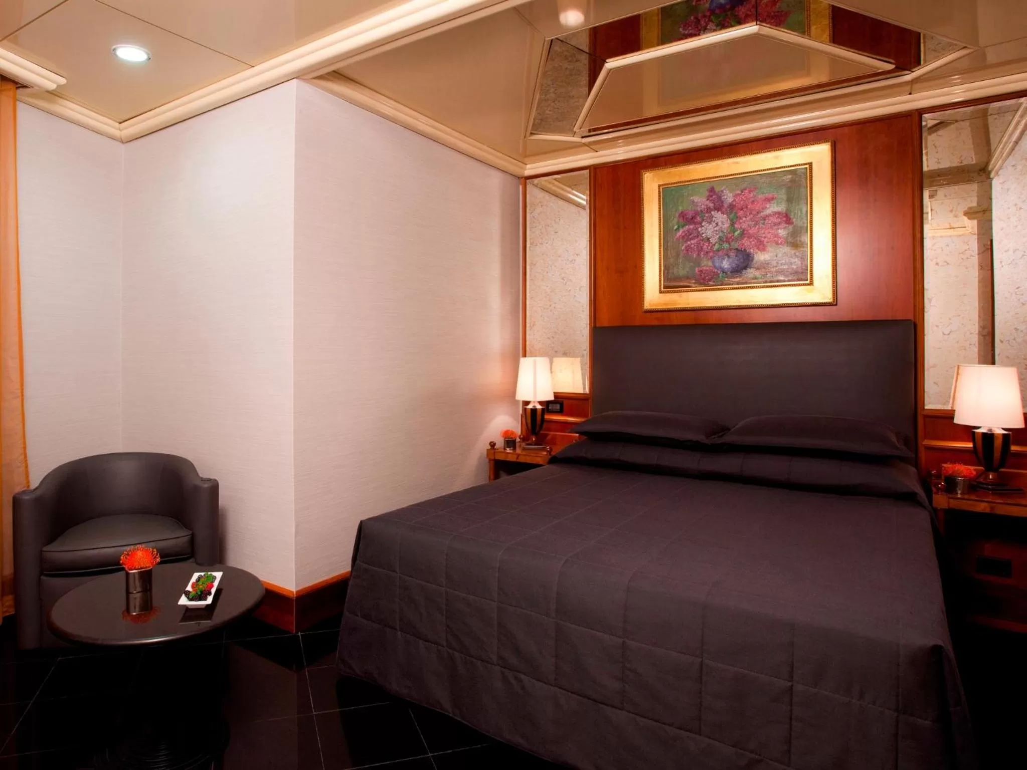 Bed in Hotel Valadier