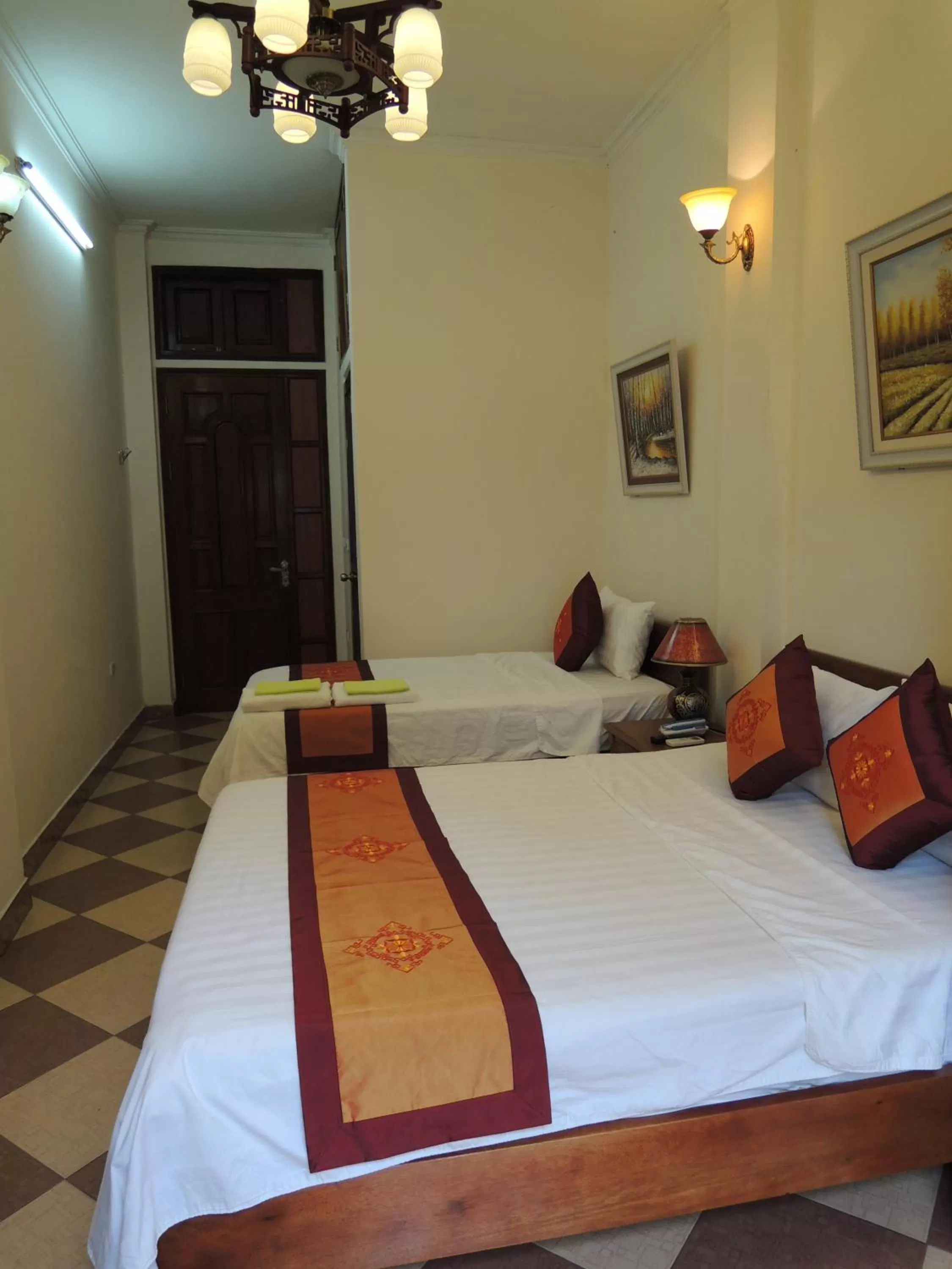 Decorative detail, Bed in Hanoi Ecogreen Hostel