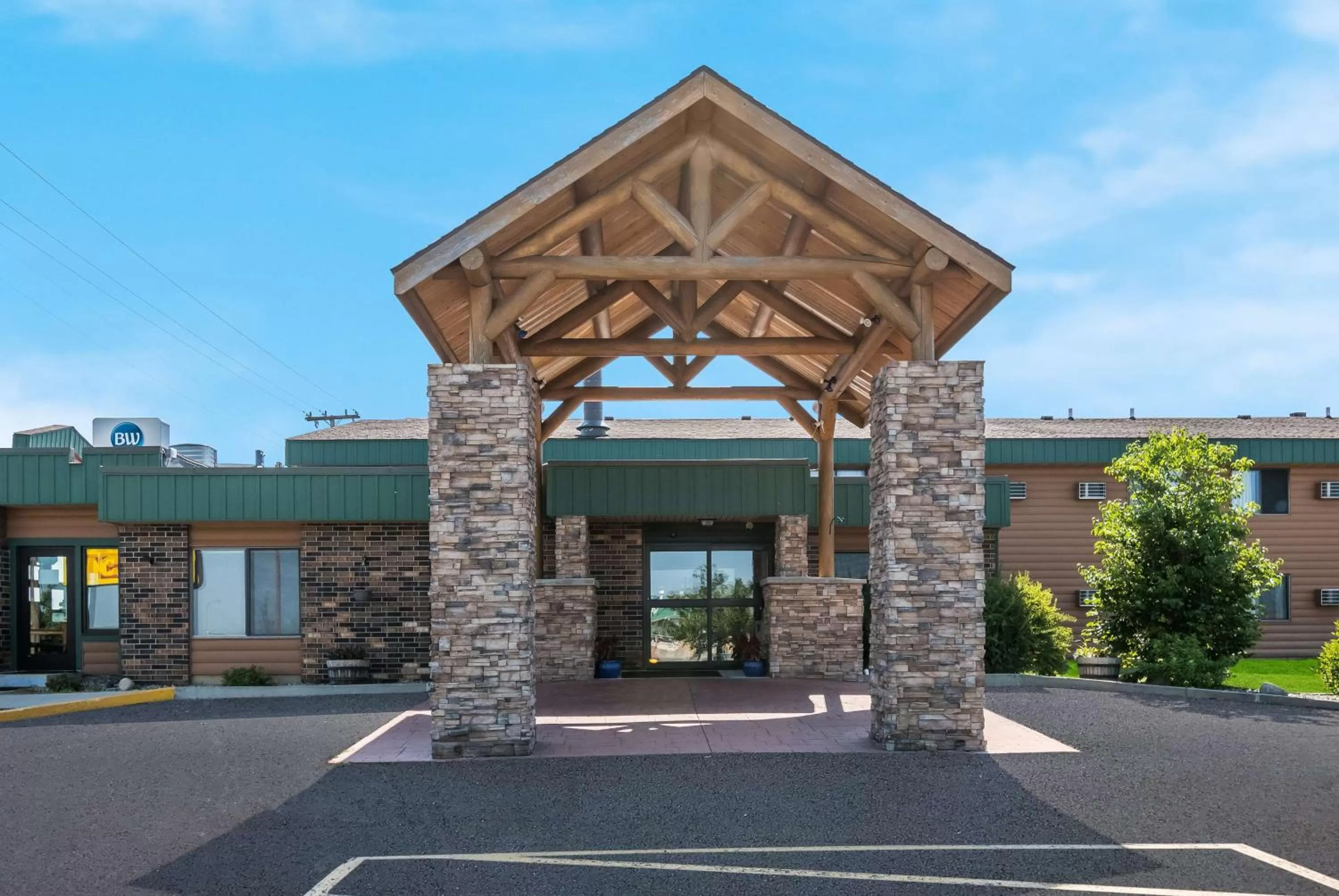 Property building in Best Western Bemidji