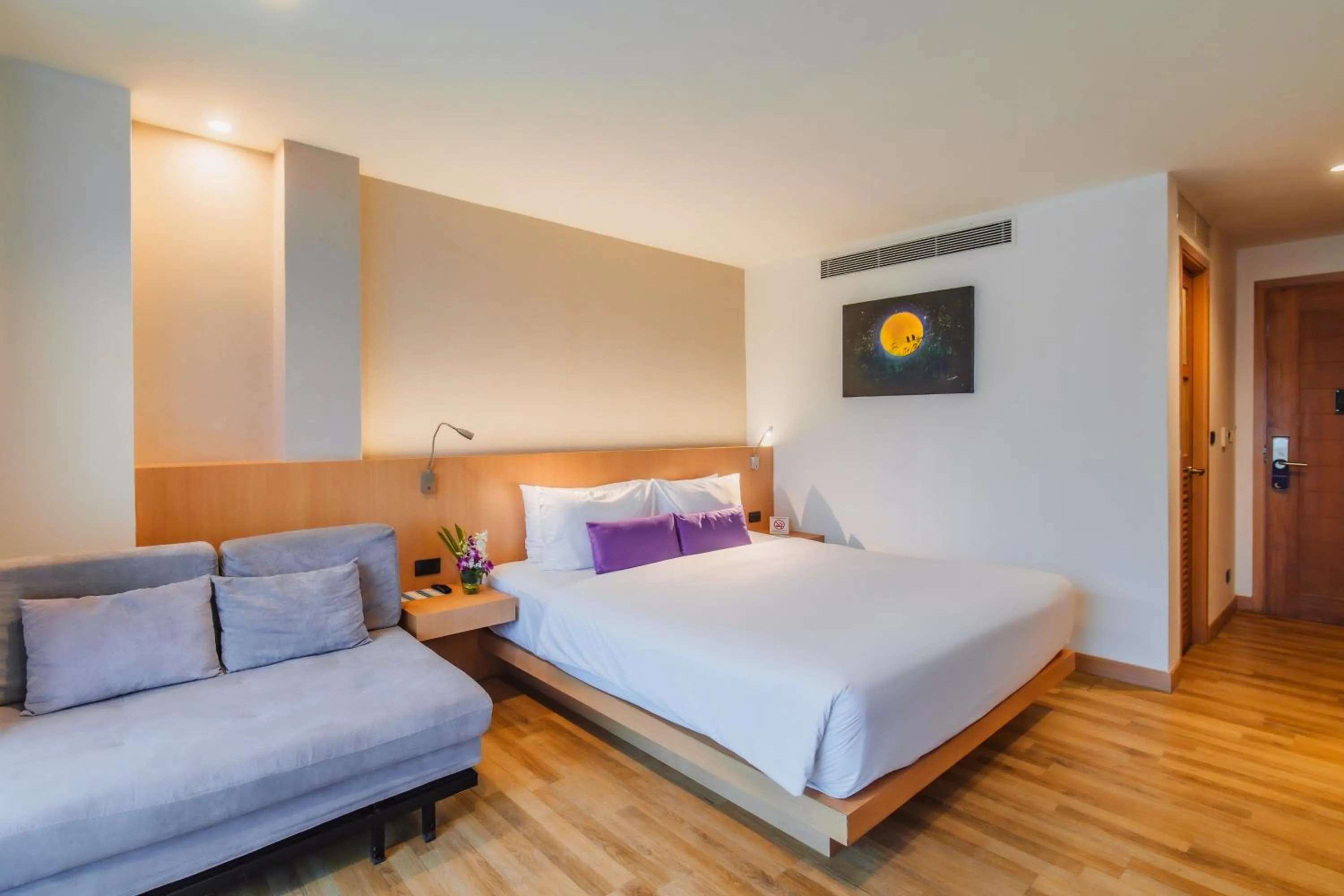 Bed in The Lunar Patong