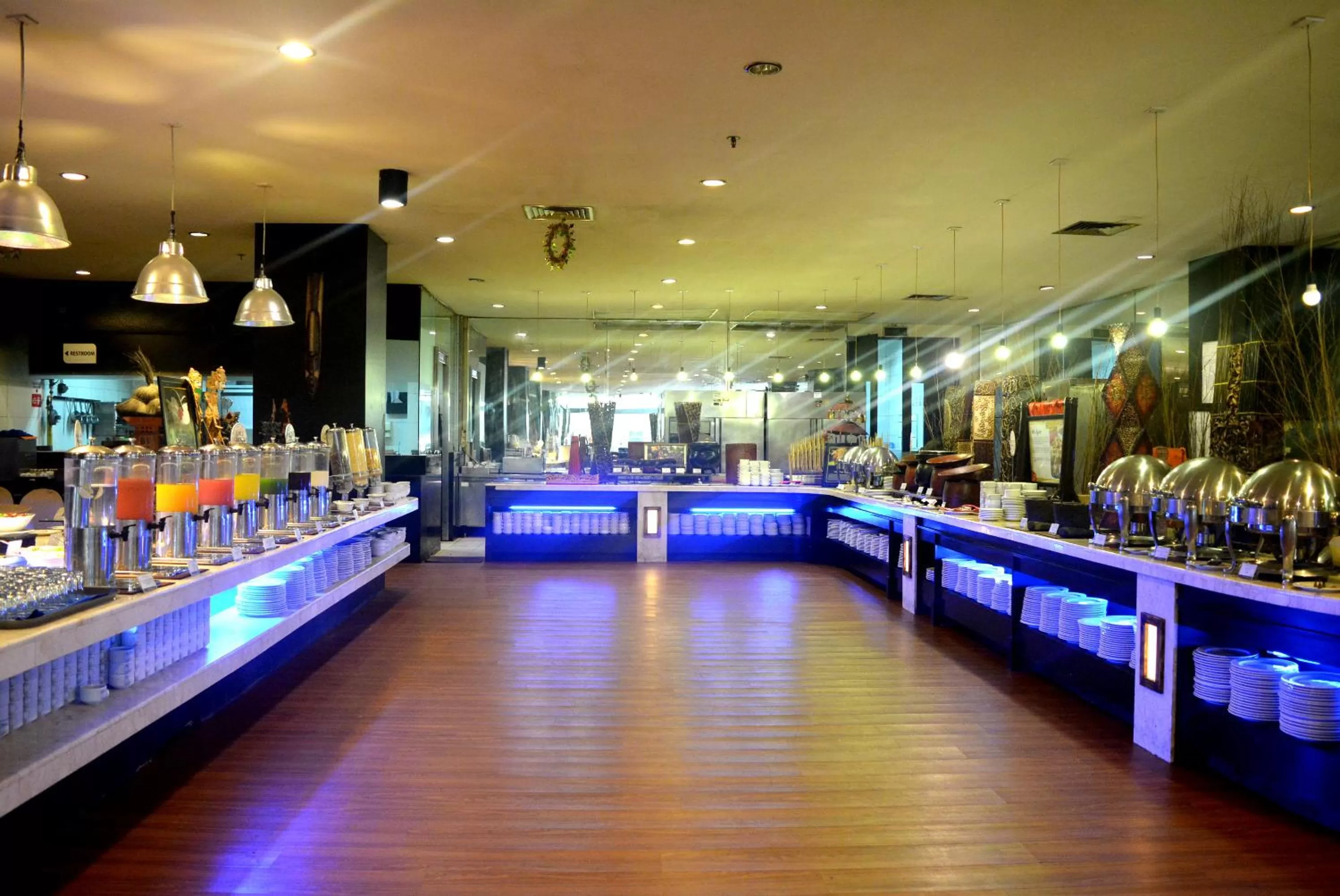 Restaurant/places to eat in Aston Denpasar Hotel & Convention