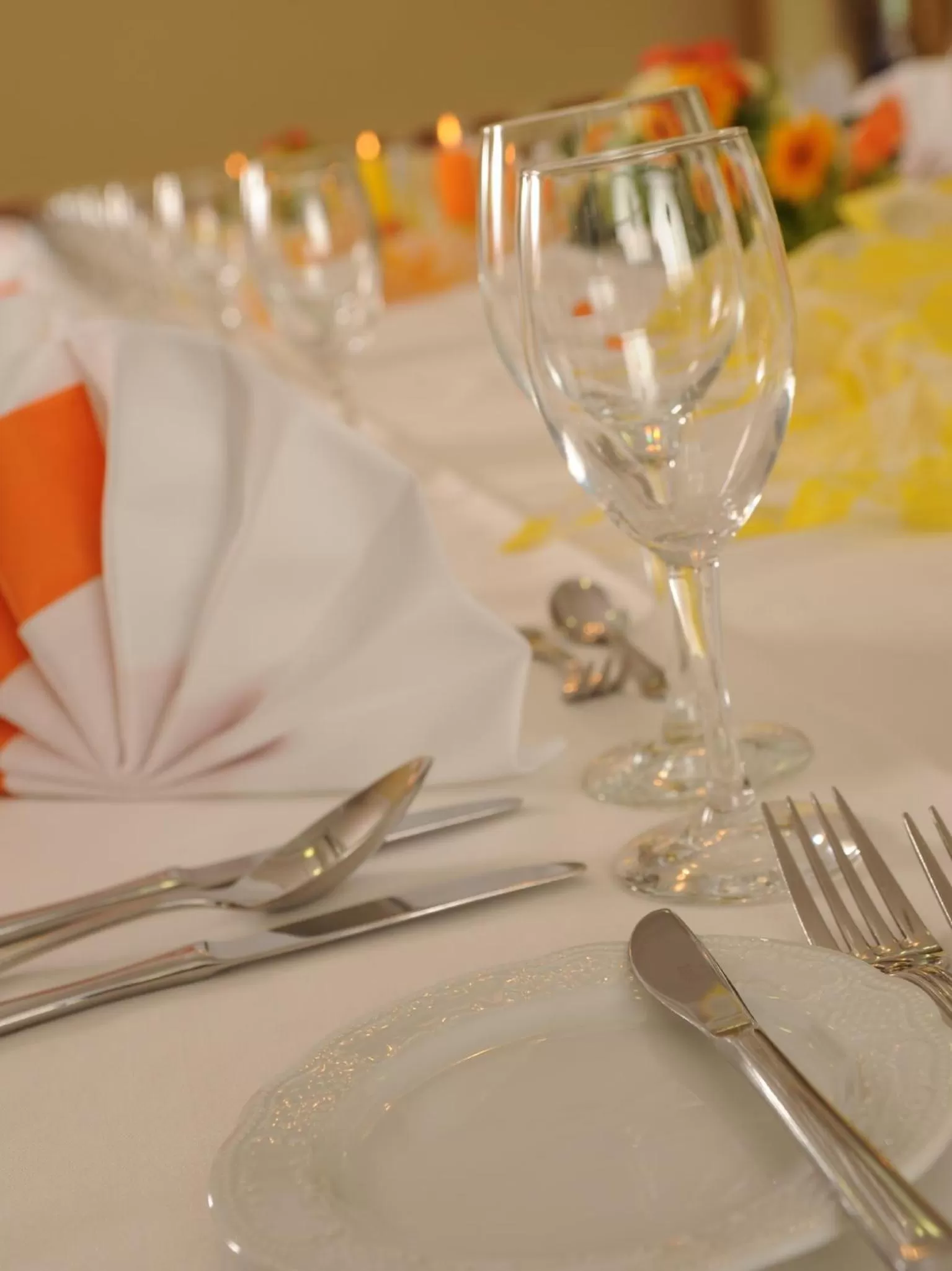 Restaurant/places to eat in City Partner Hotel Strauss