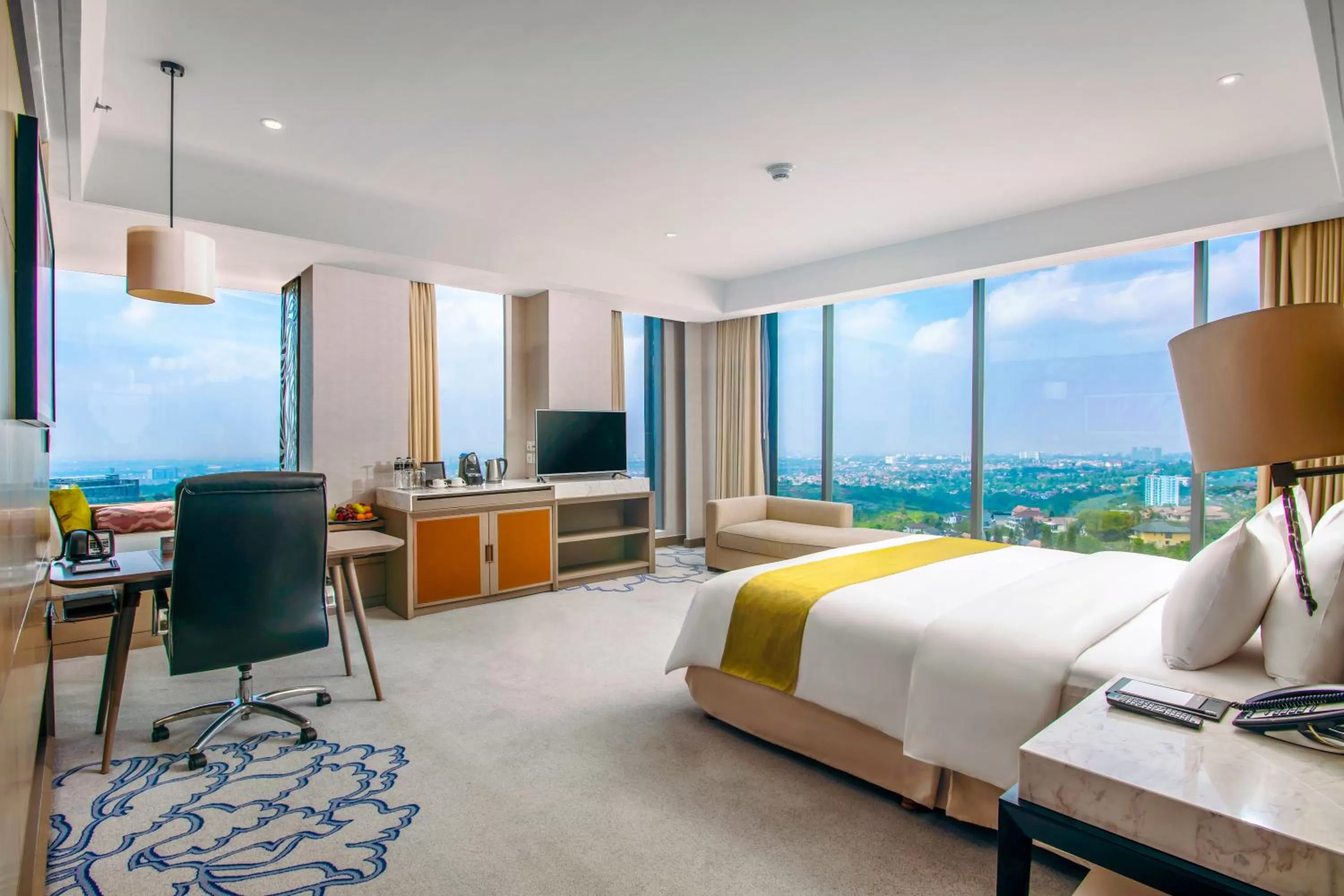 Bedroom, Bed in InterContinental Bandung Dago Pakar by IHG