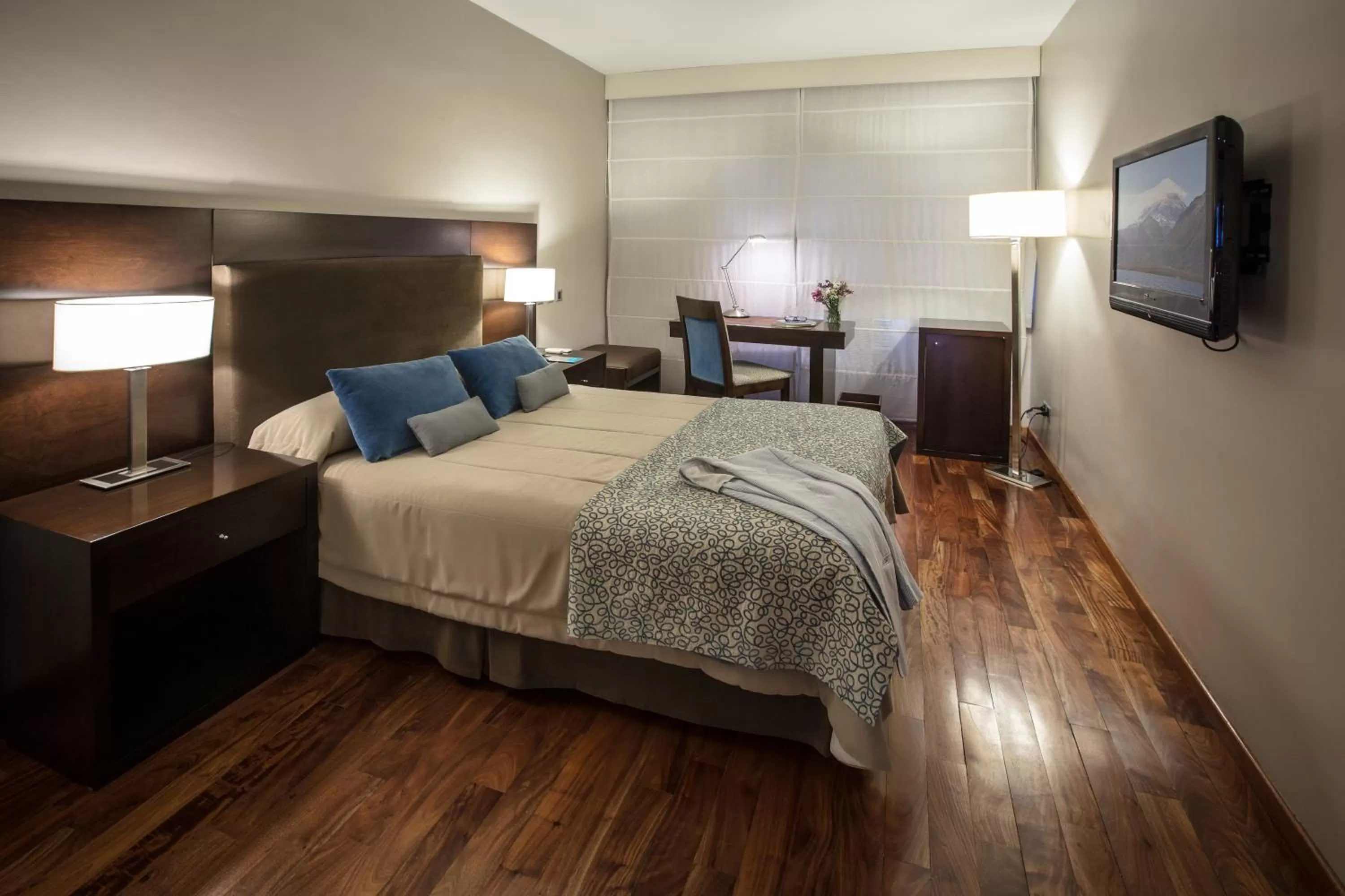 Photo of the whole room, Bed in Grand Brizo Comahue