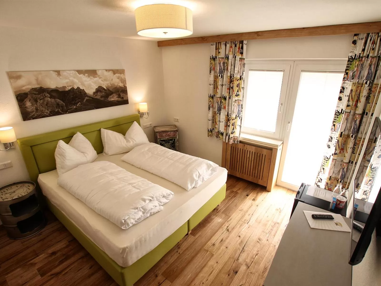 Property building, Bed in Home suite home