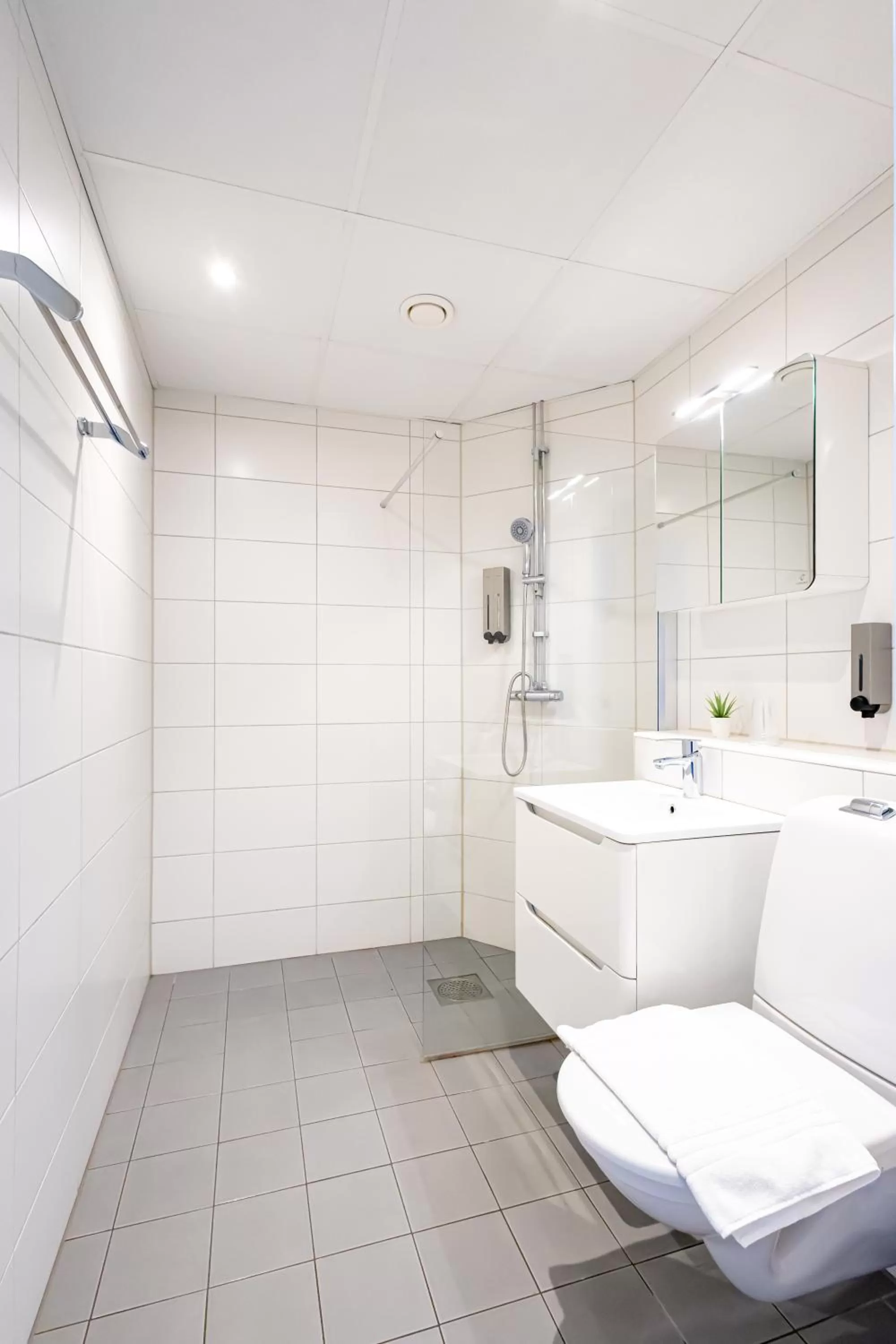 Shower in Hotell Hjalmar