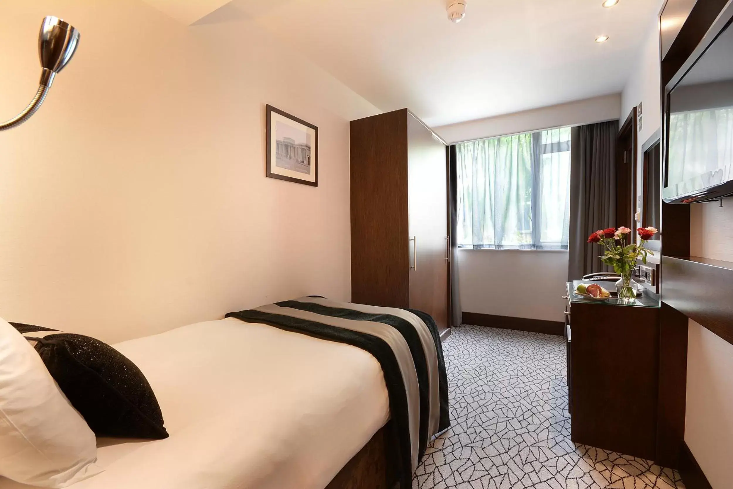 Deluxe Single Room in Park Grand London Lancaster Gate Deluxe Single Room in Park Grand London Lancaster Gate