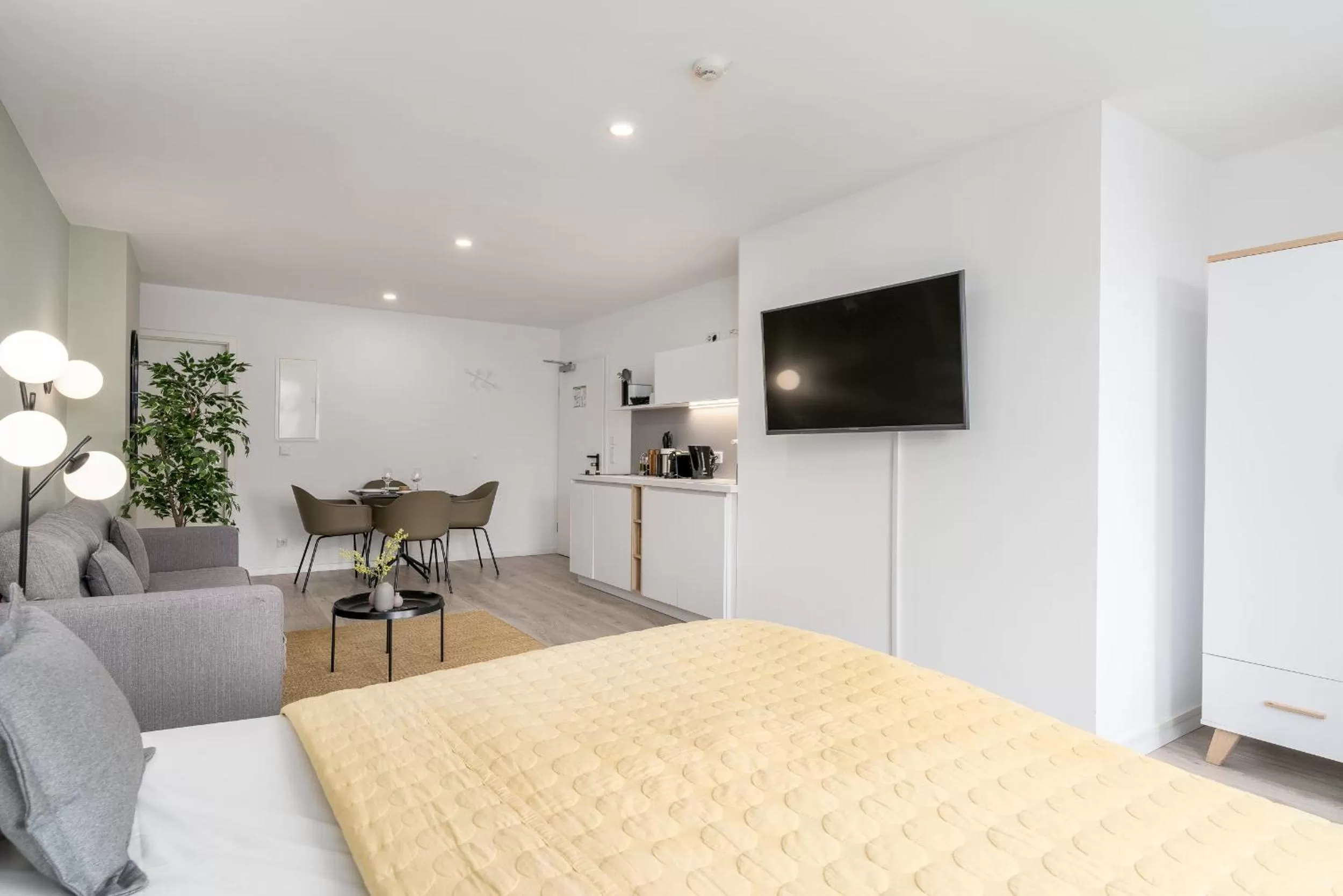 Bed in BRIGHT Dortmund City Center