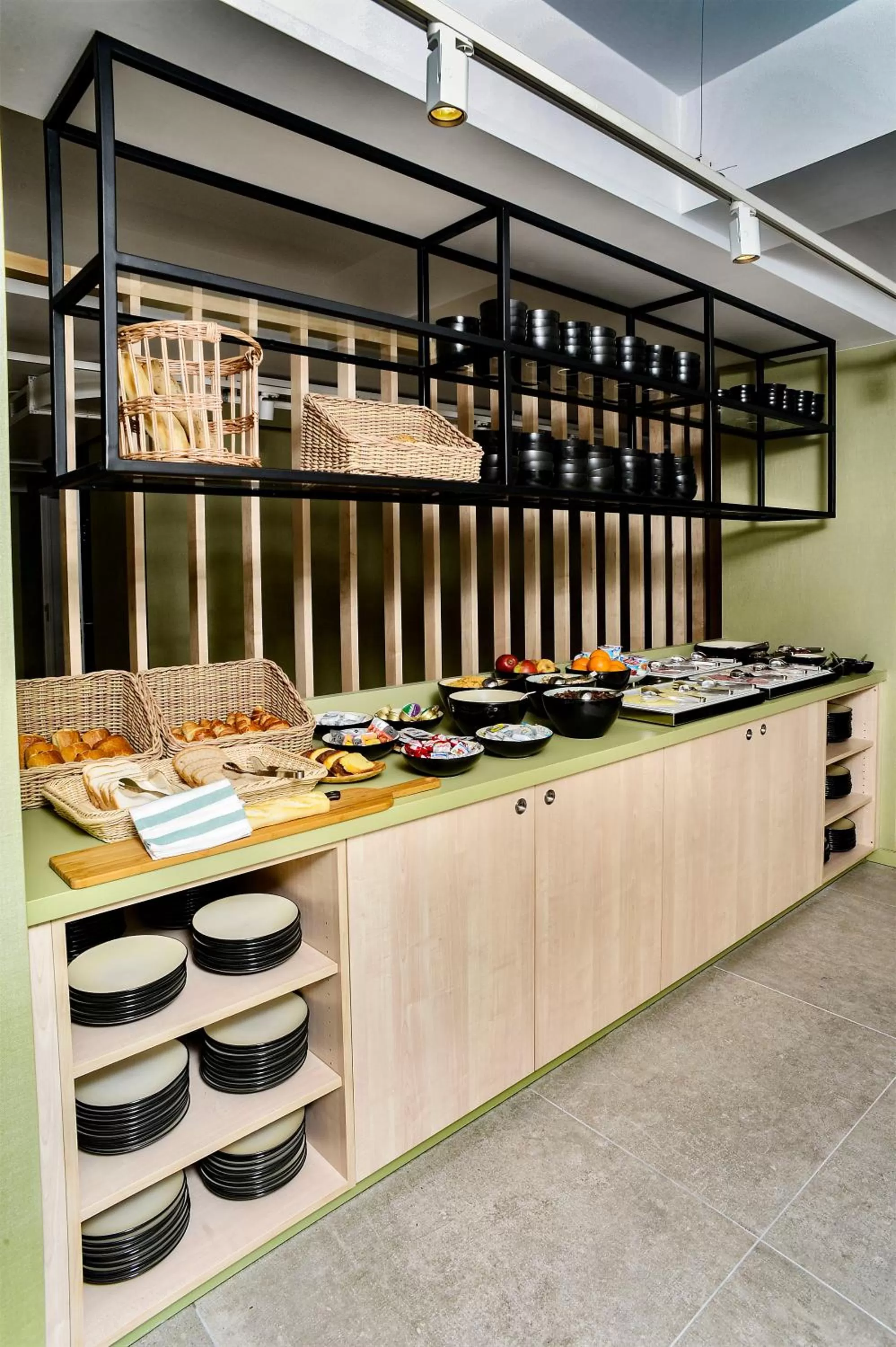 Breakfast in Yadoya Hotel