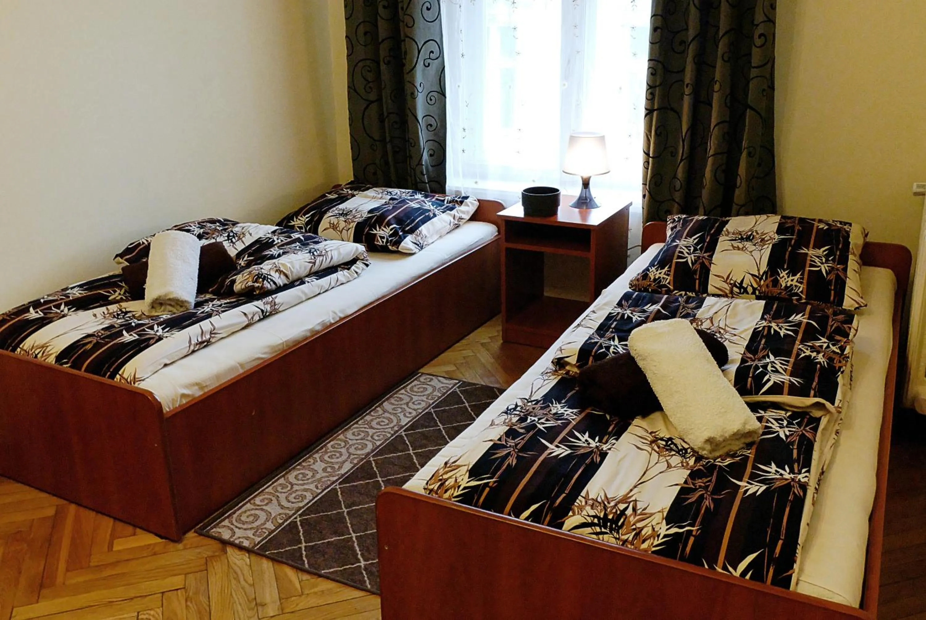 Bedroom, Bed in P&J Apartments Floriańska