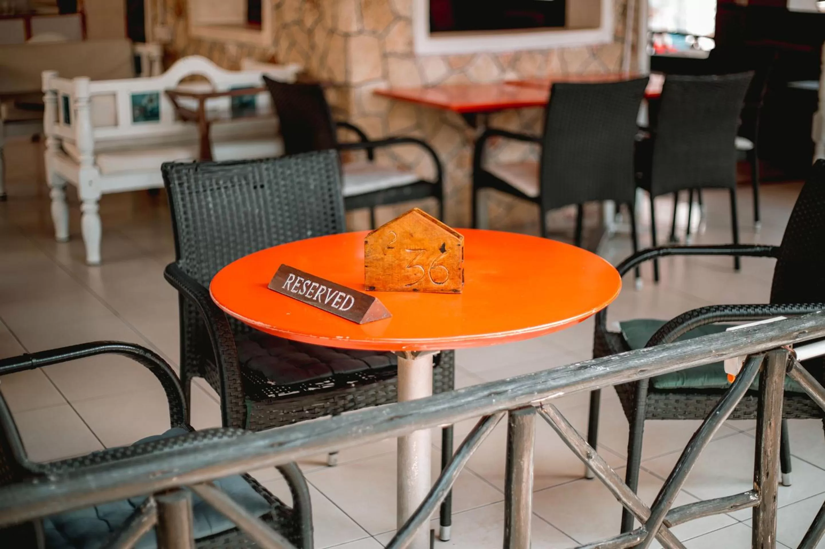 Evening entertainment in Best Western Jangwani Sea Breeze Resort