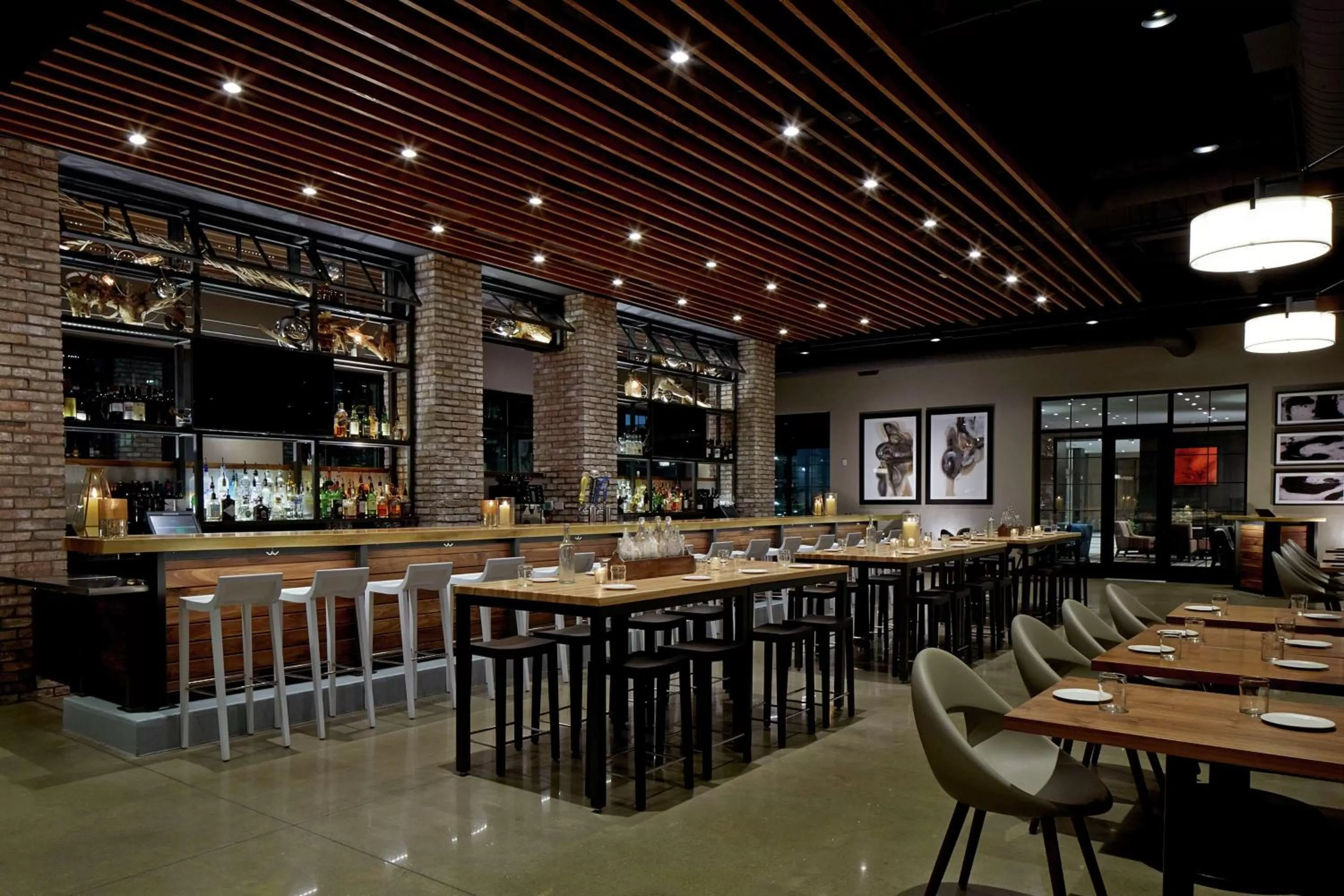 Restaurant/places to eat in Hilton Garden Inn Rochester - University & Medical Center