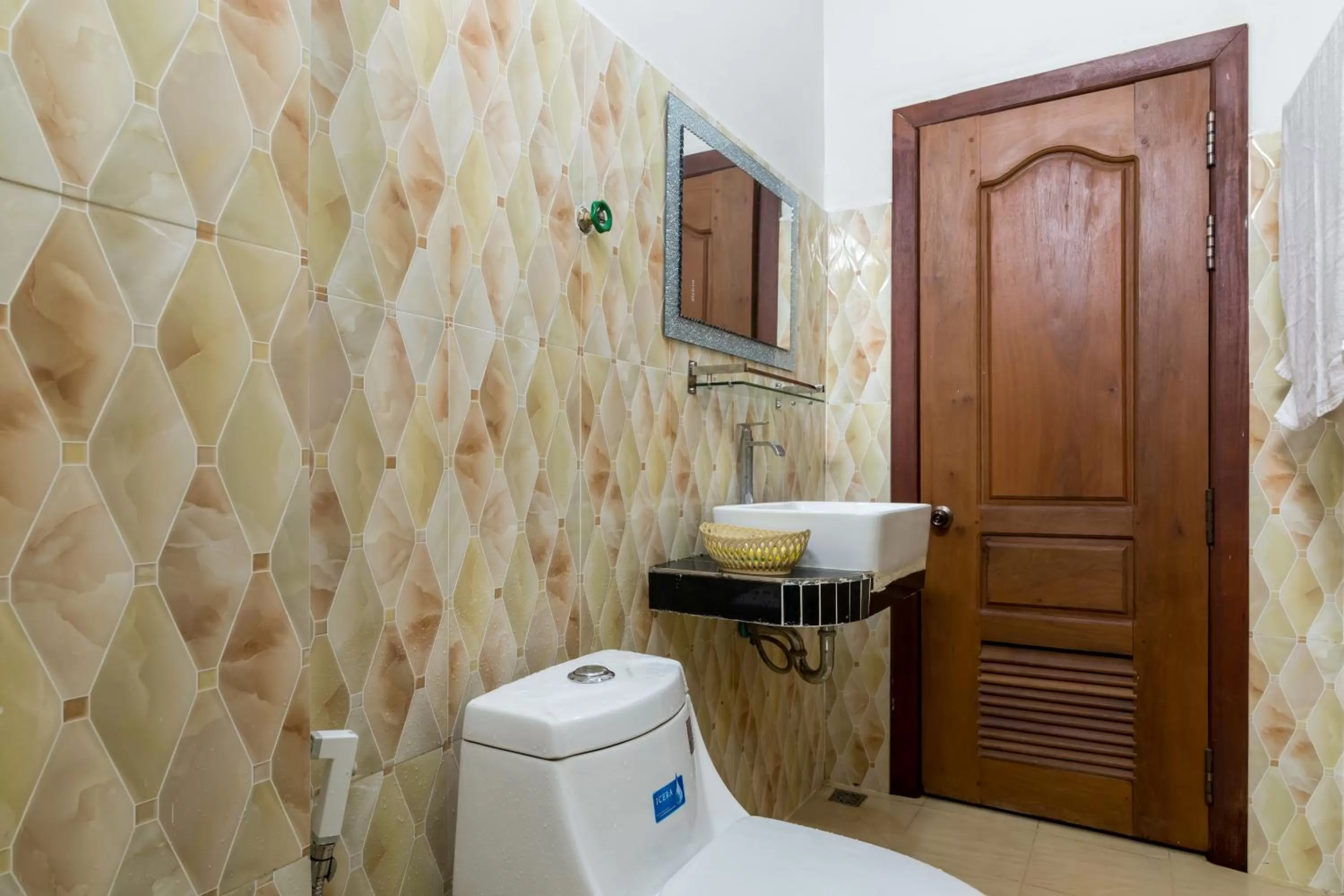 Bathroom in Aniza Angkor Villa