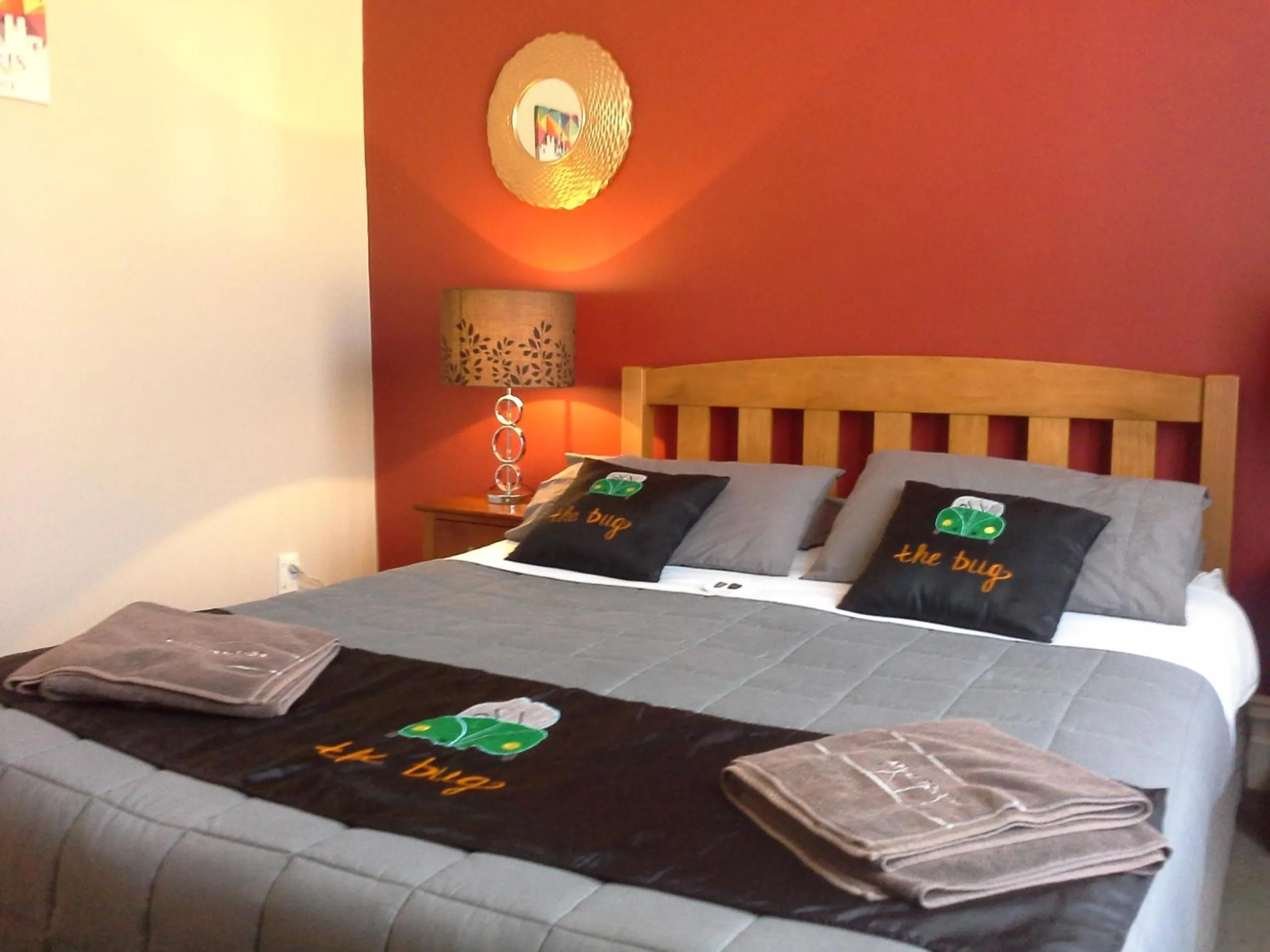 Bedroom, Bed in The Bug Backpackers