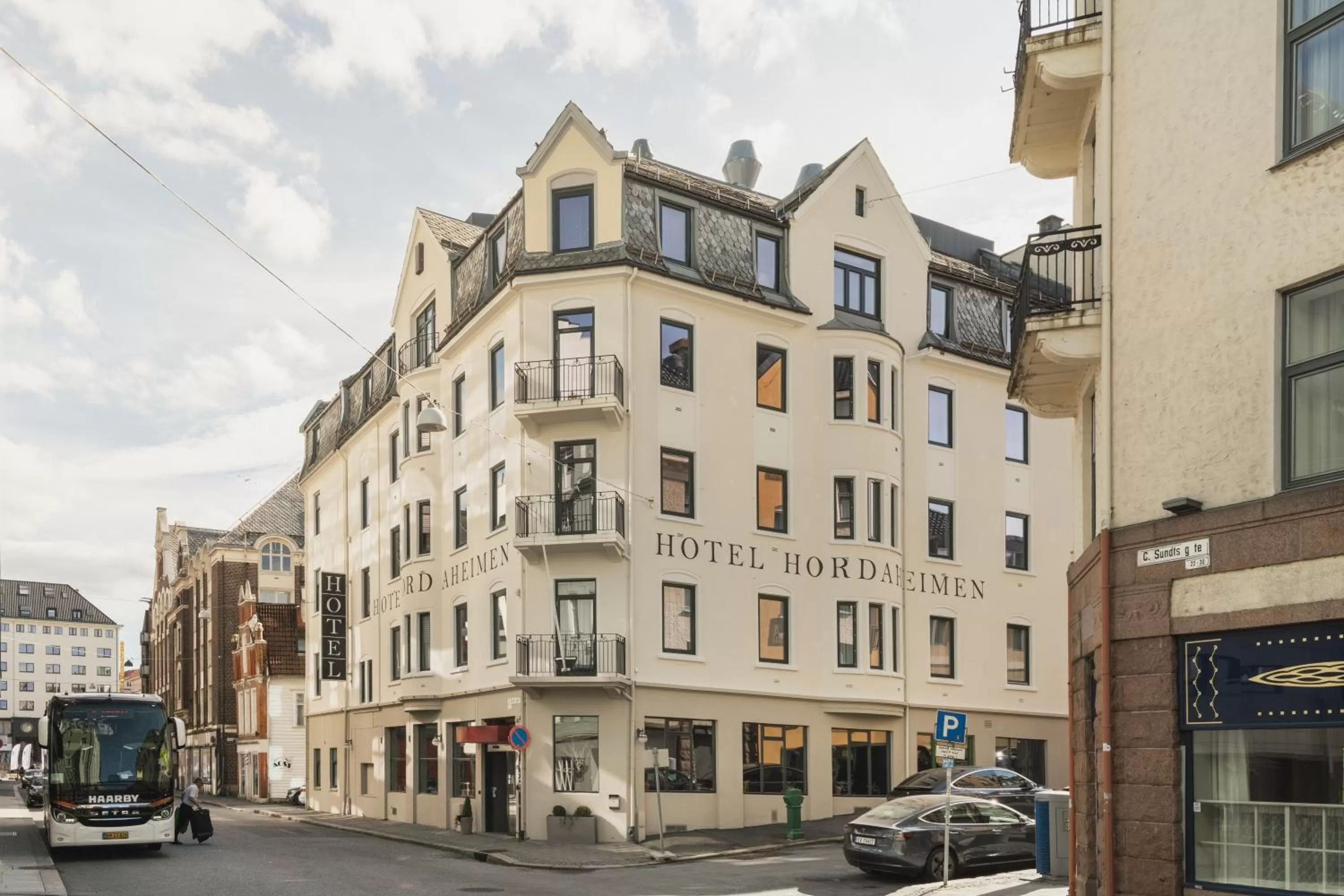 Neighborhood in Augustin Hotel