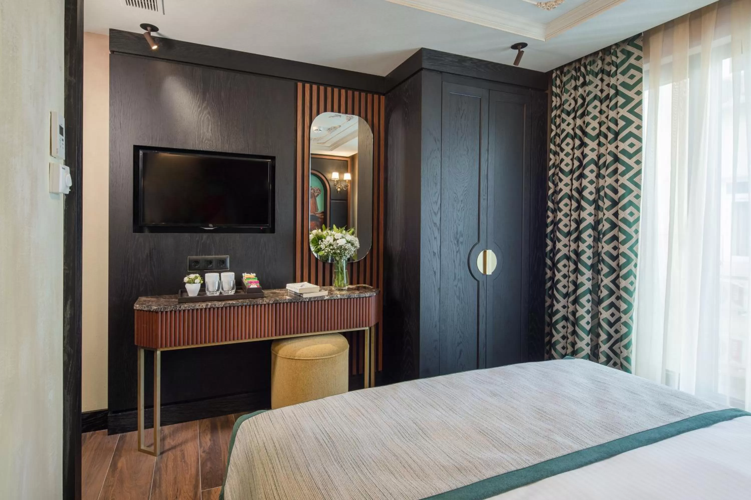 Massage, Bed in Tria Hotel Istanbul-Special Category