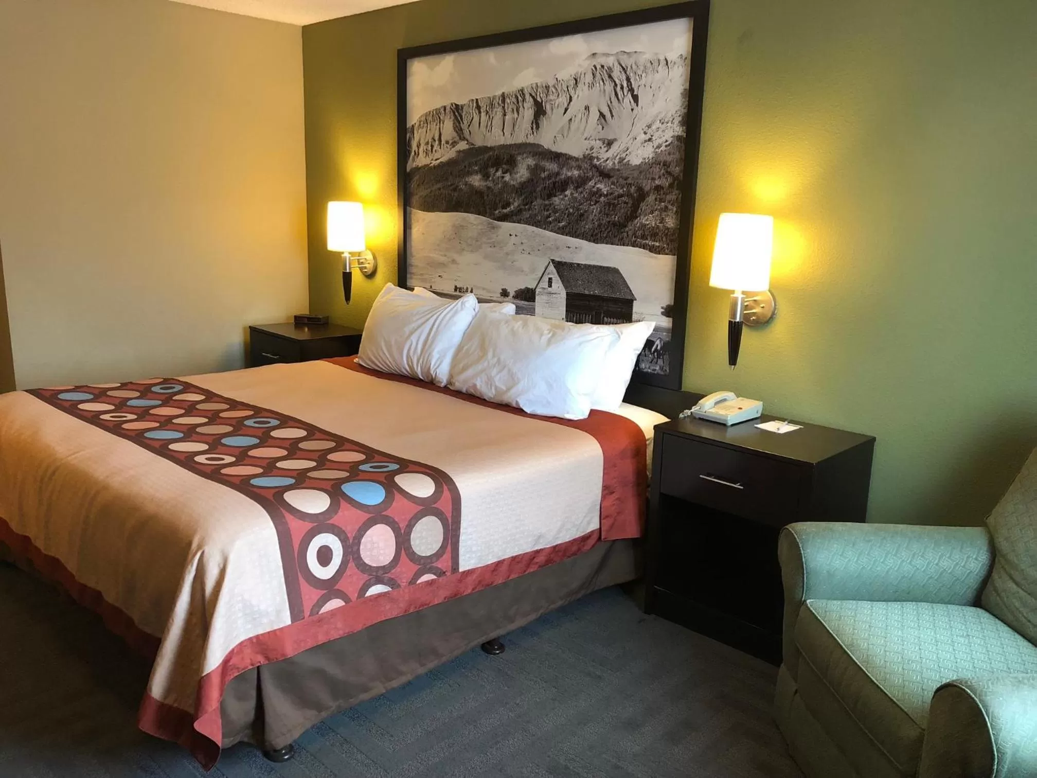 Bedroom, Bed in Super 8 by Wyndham LaGrande