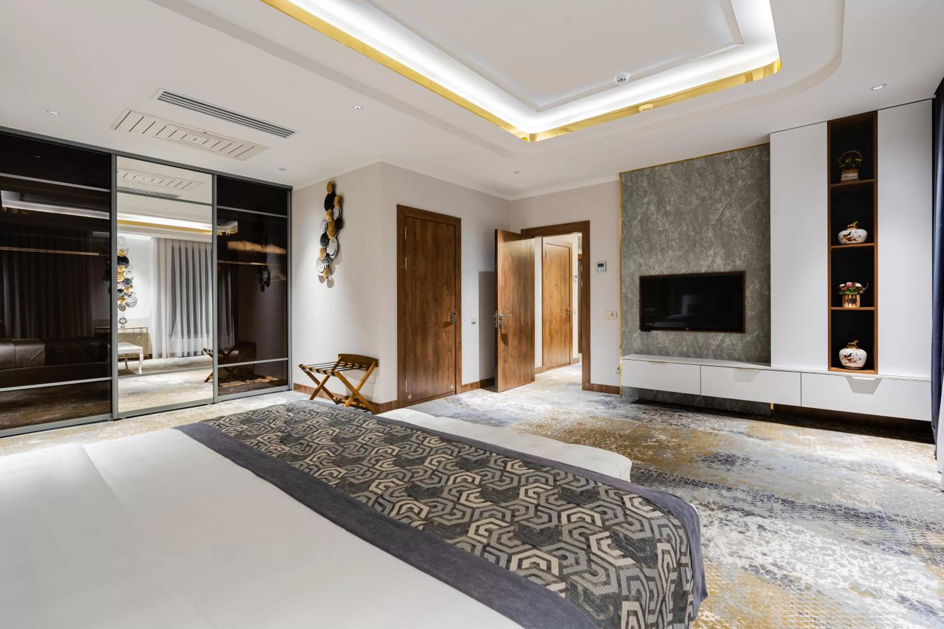 Bed in Shamsan Airport Hotel