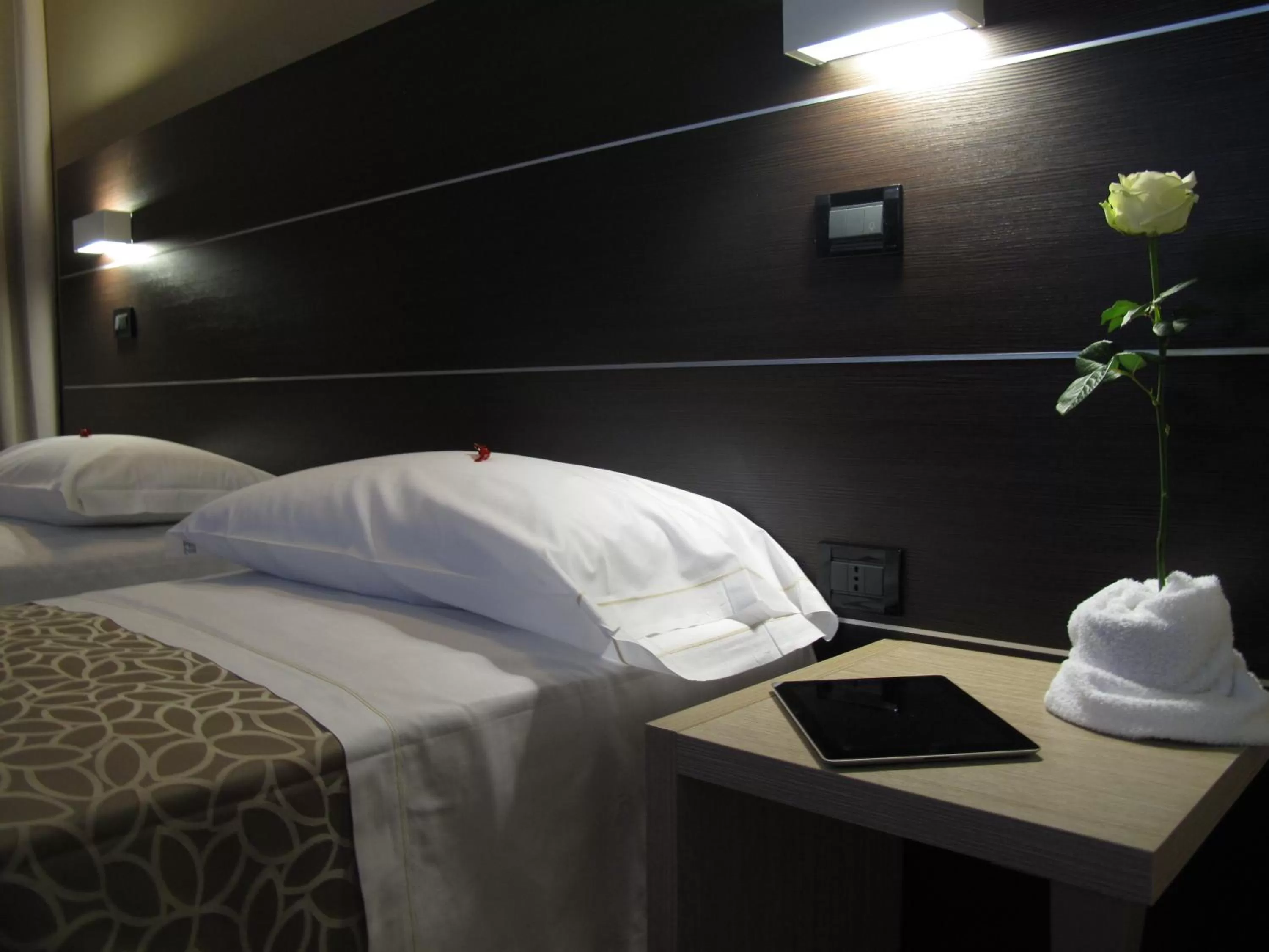 Decorative detail, Bed in Hotel La Conchiglia