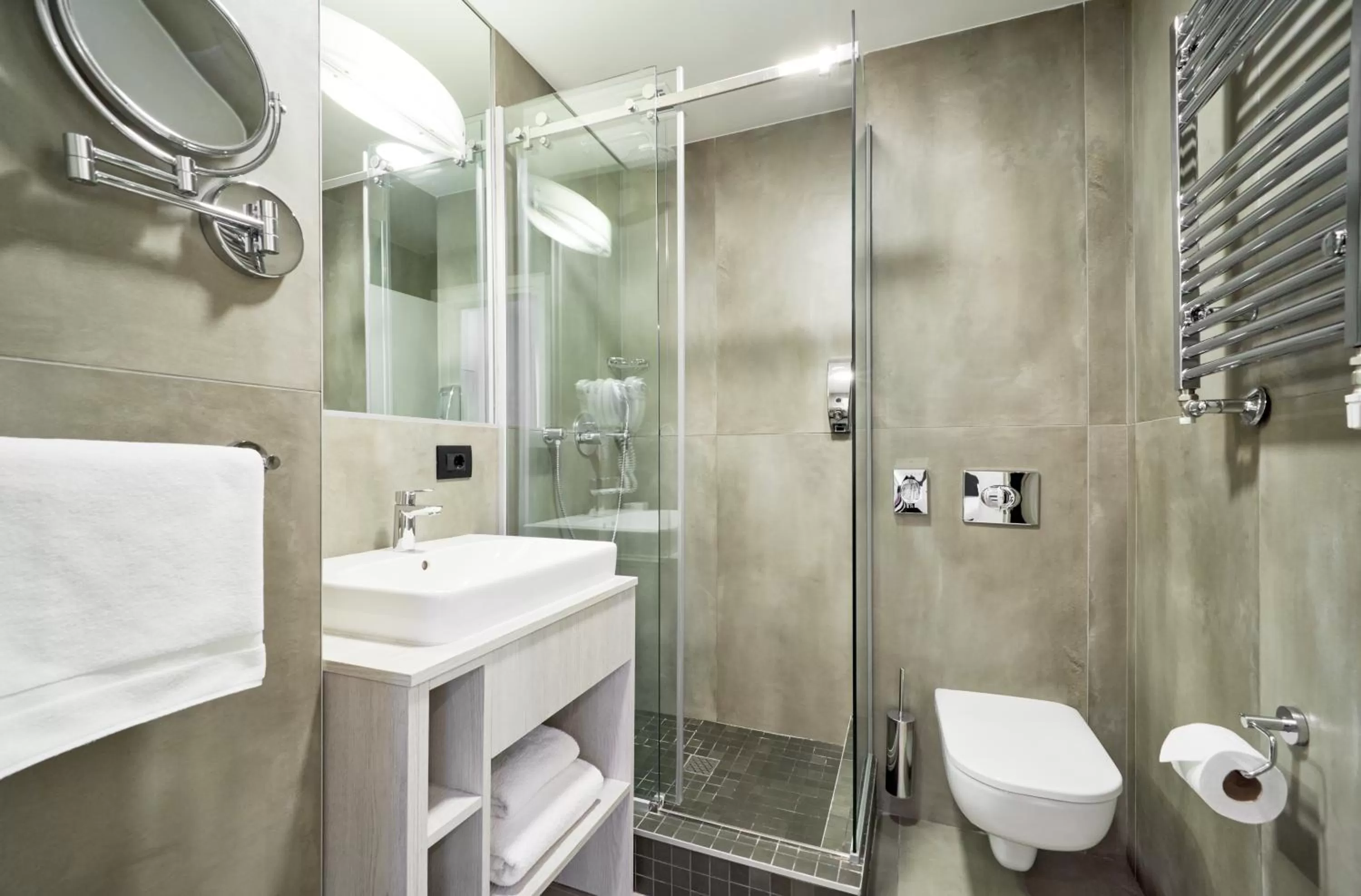 Bathroom in Radisson Hotel City Centre Odesa
