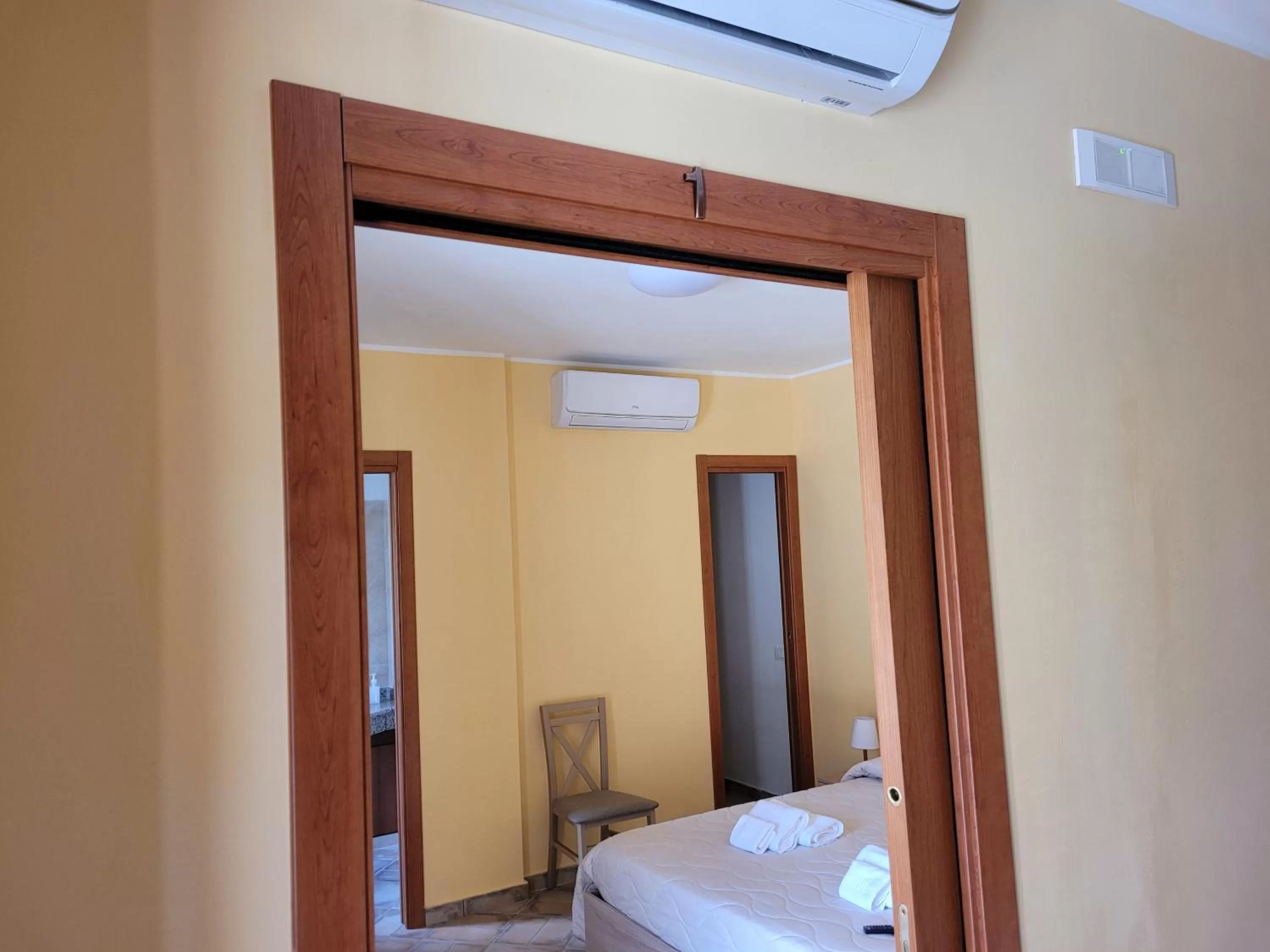 Alloggio turistico Magnifico Alessandro Valle Bernardo 04025 Lenola nei pressi di Fondi LT