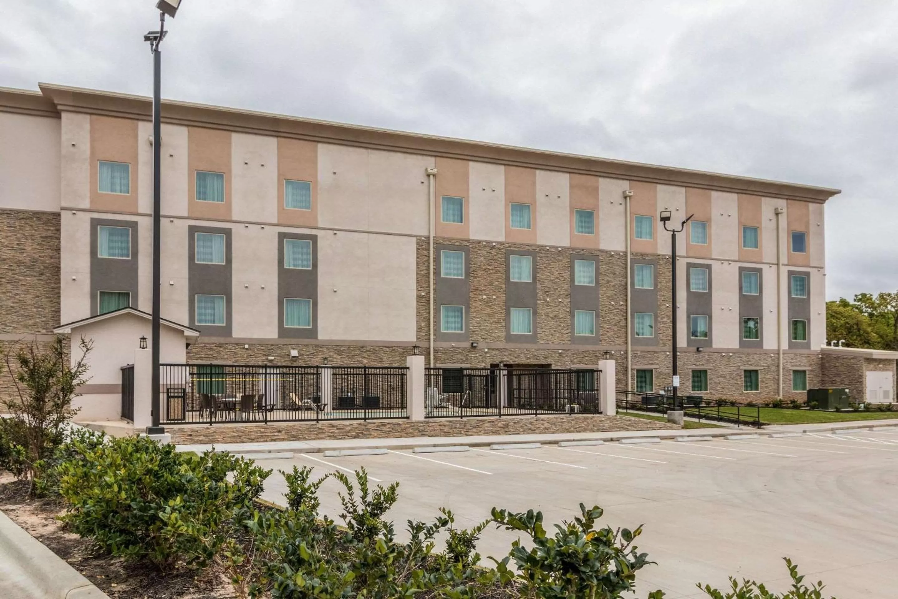 Property building in Sleep Inn & Suites College Station near University