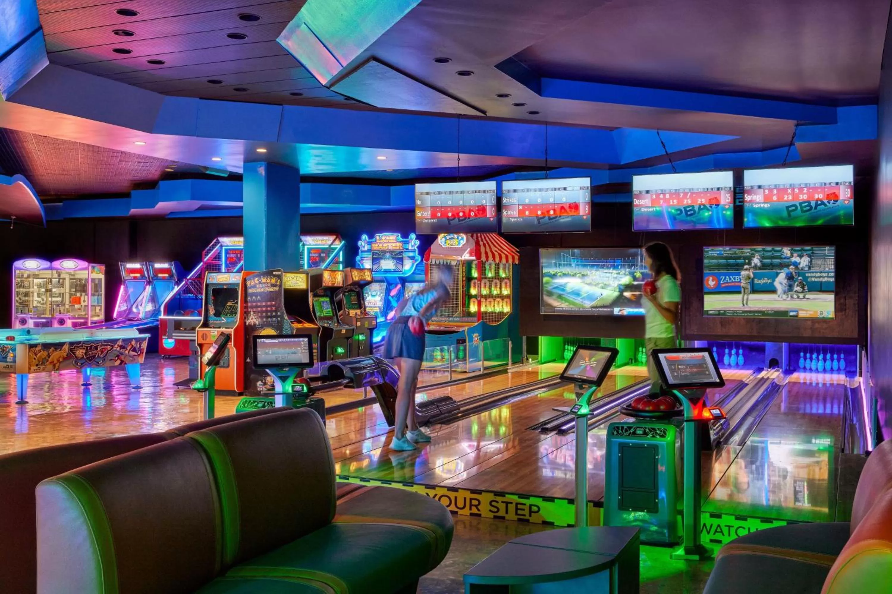 Lounge or bar in JW Marriott Desert Springs Resort & Spa