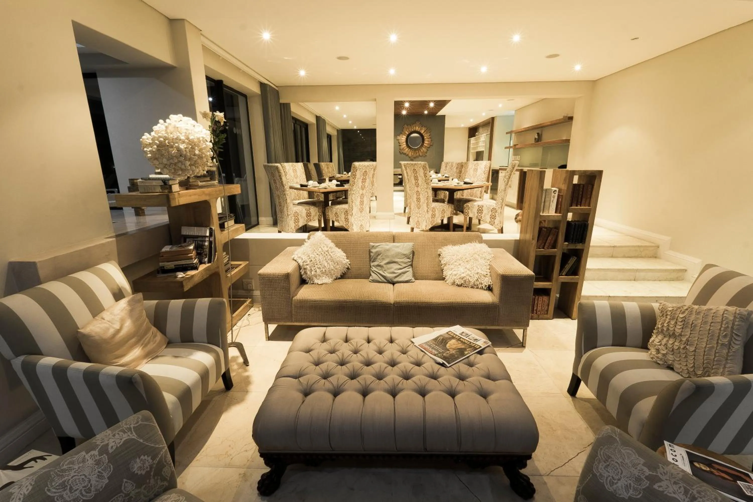 Communal lounge/ TV room in Isango Gate