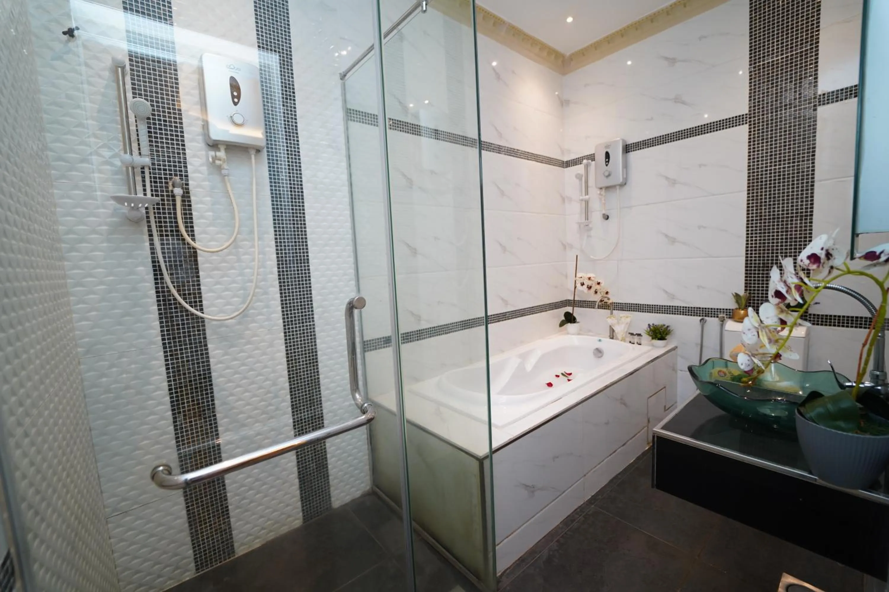 Ghazrin's Classic Hotel JB