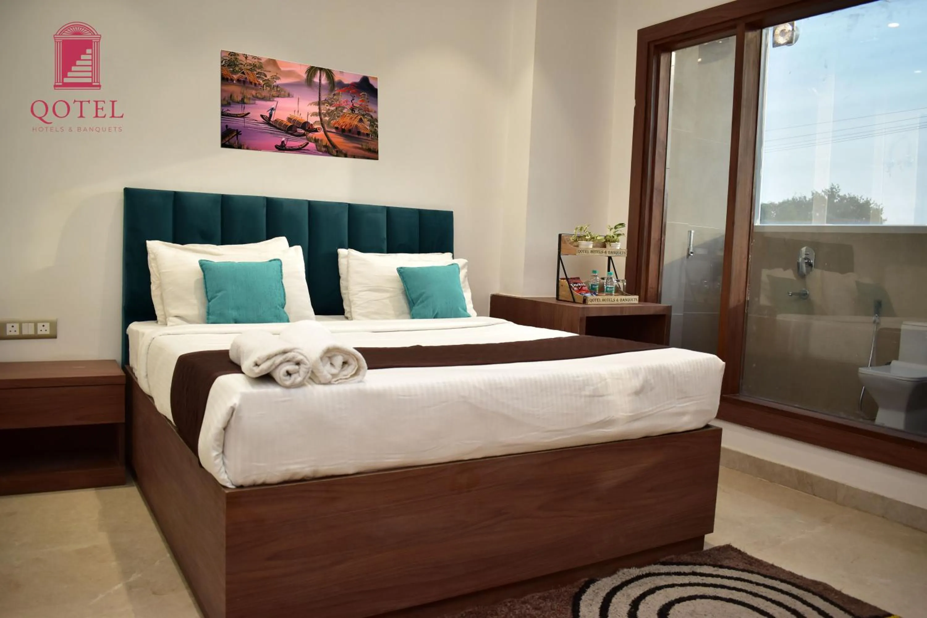 Bed in Qotel Comfort Ashok Vihar - Near Delhi University