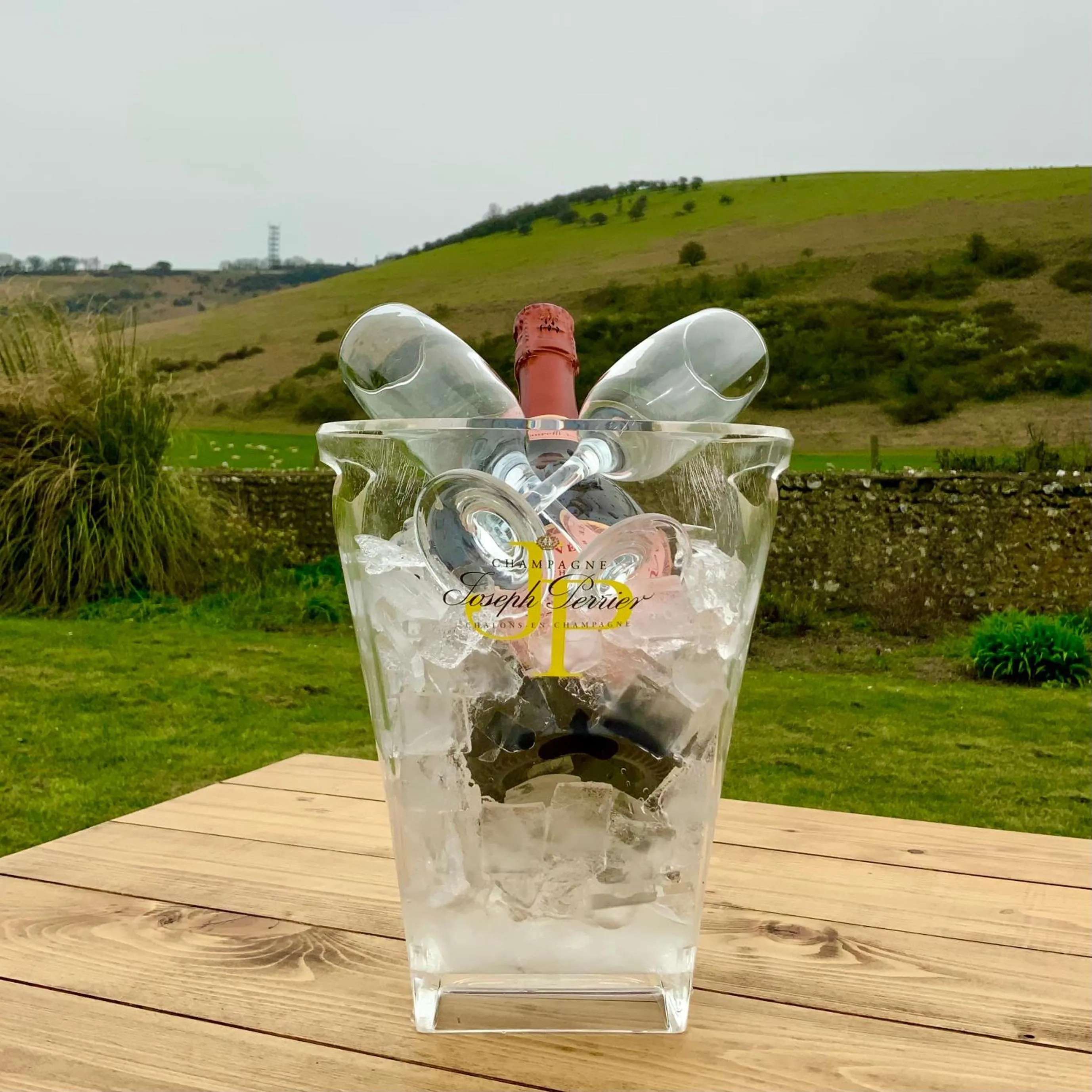 Drinks in Tottington Manor Hotel