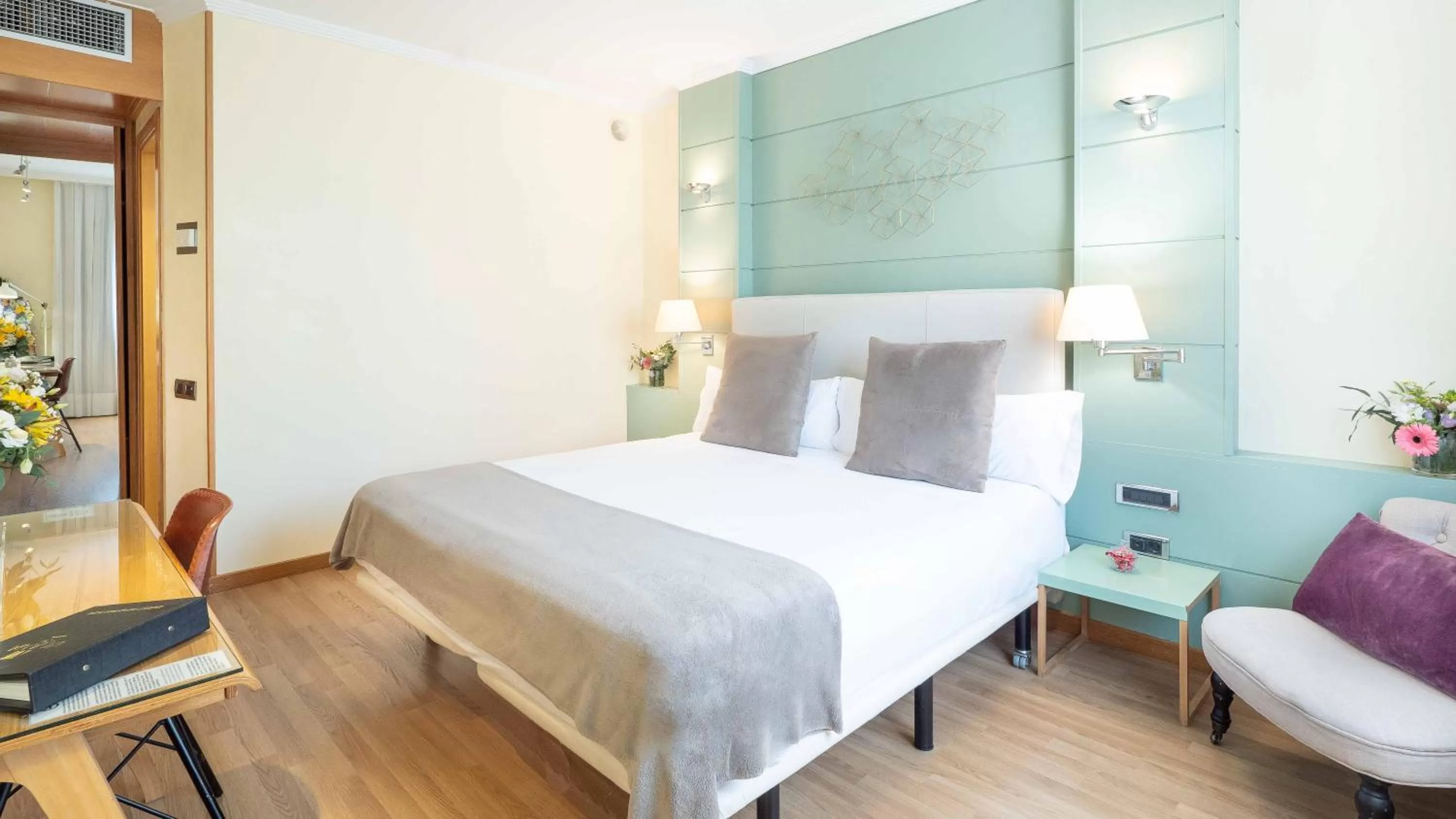 Bed in Vilana Hotel Boutique