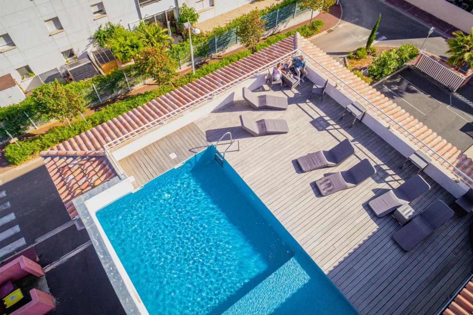 Bird's eye view in Hotel Grand Cap Rooftop Pool