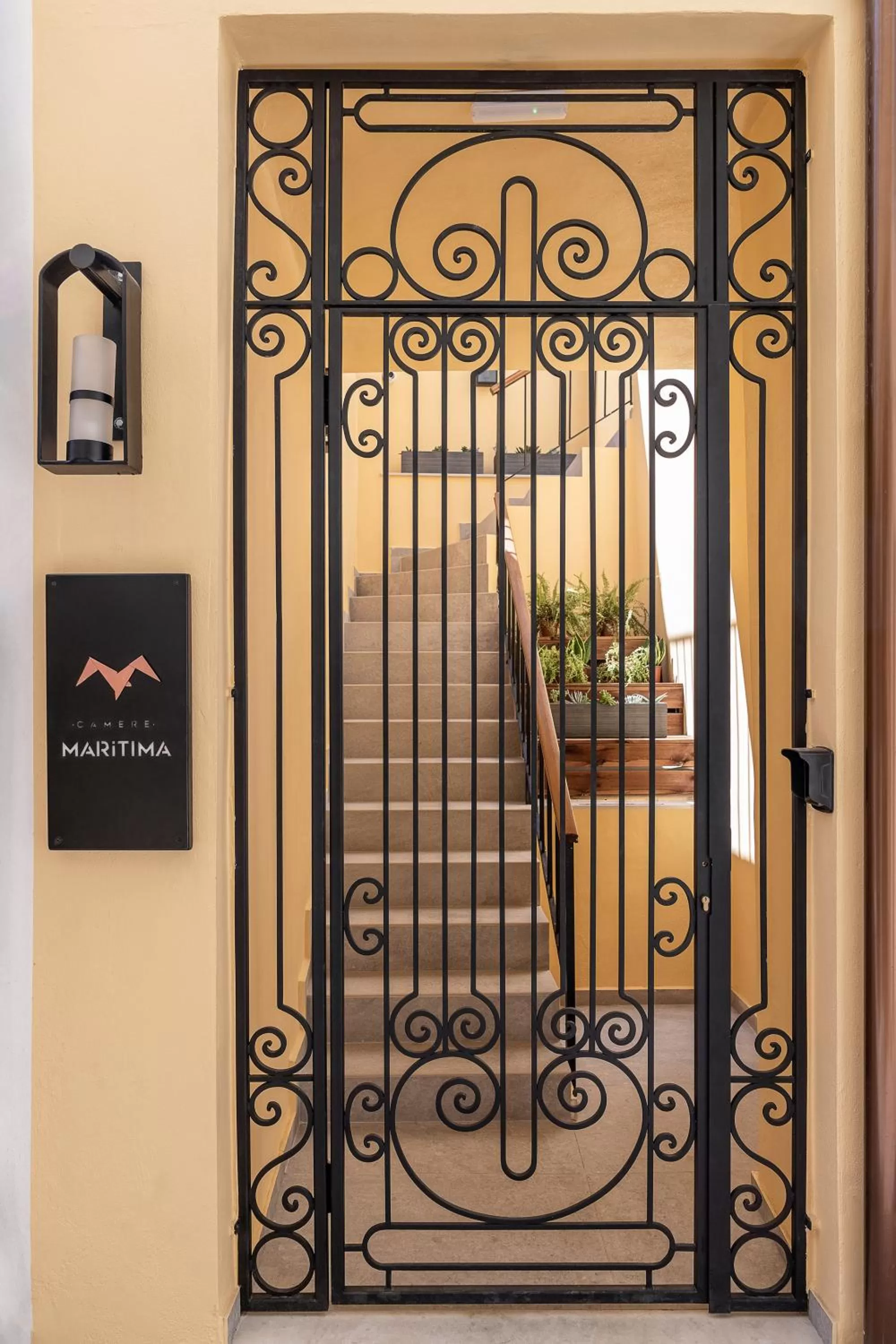 Facade/entrance in Camere Maritima