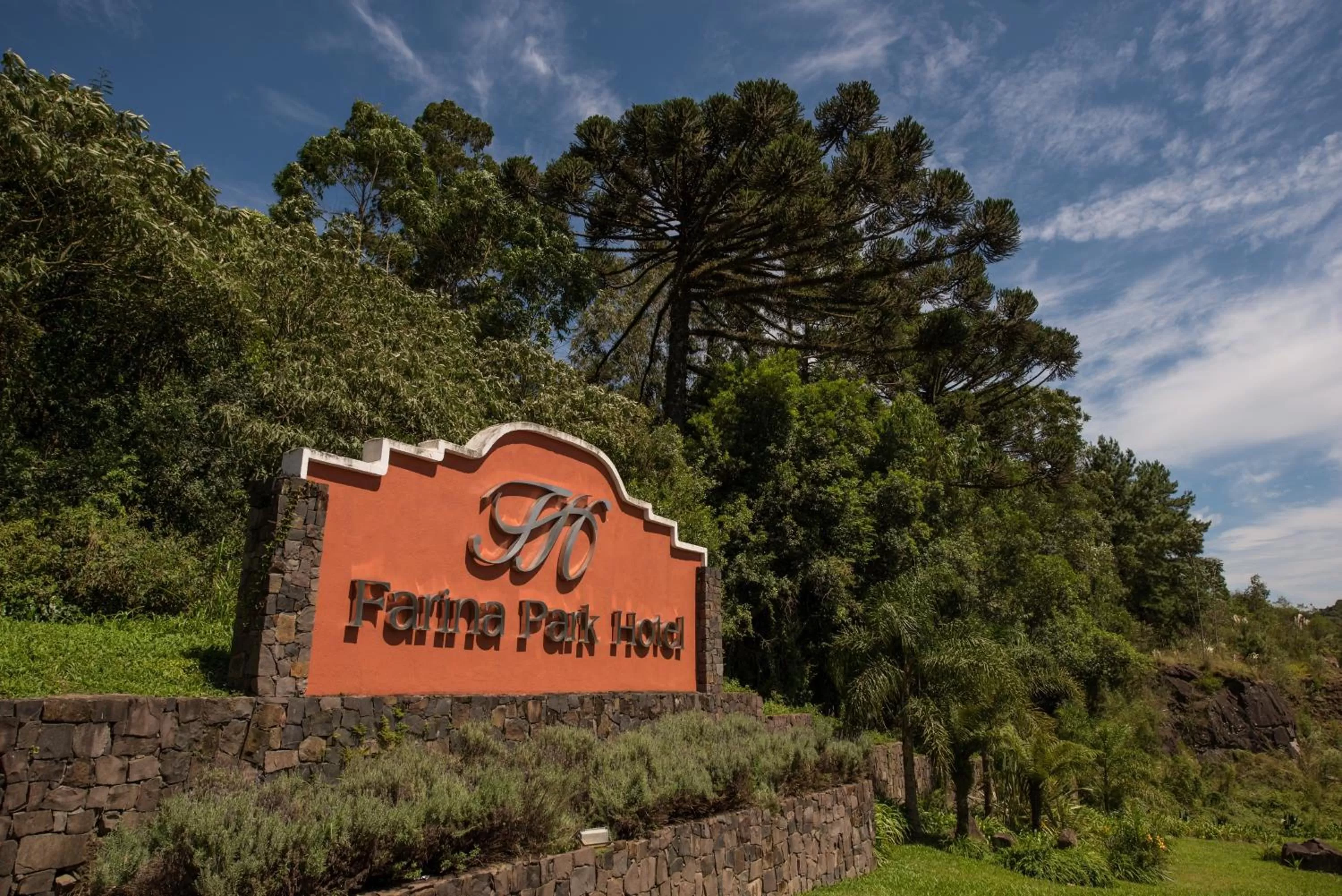 Property logo or sign in Farina Park Hotel