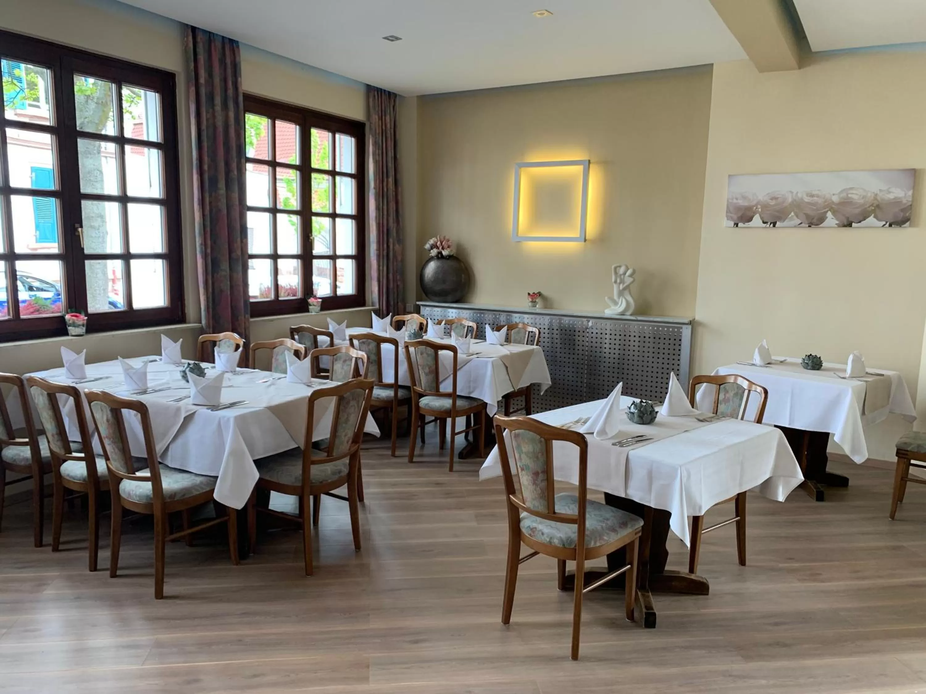 Restaurant/Places to Eat in Hotel Deutsches Haus Lampertheim