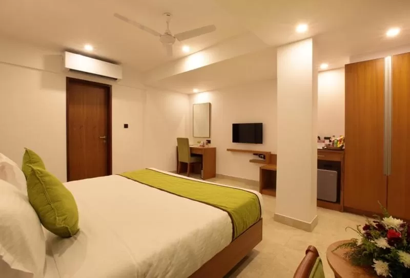 Bed in Hotel Park Residency