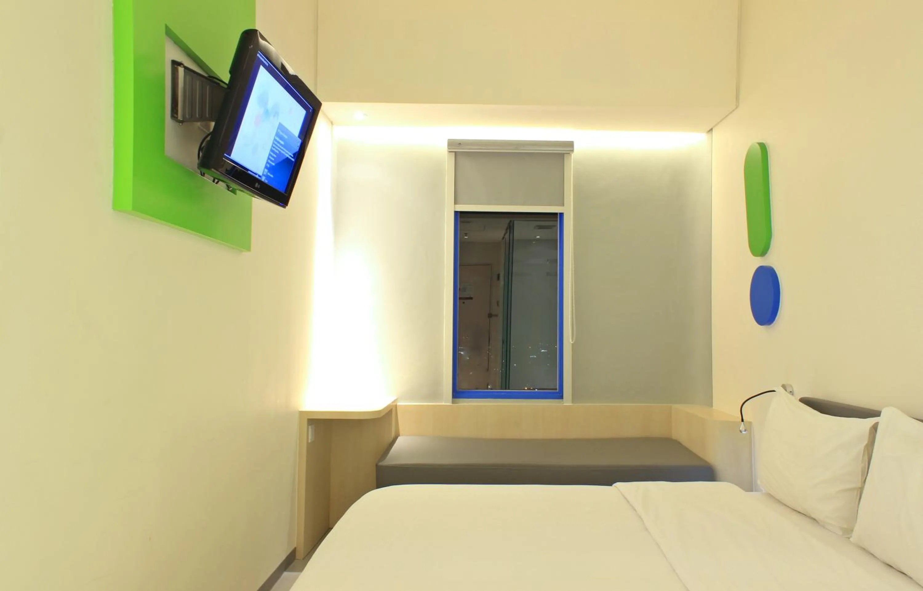 Bedroom, Bed in POP! Hotel Festival Citylink