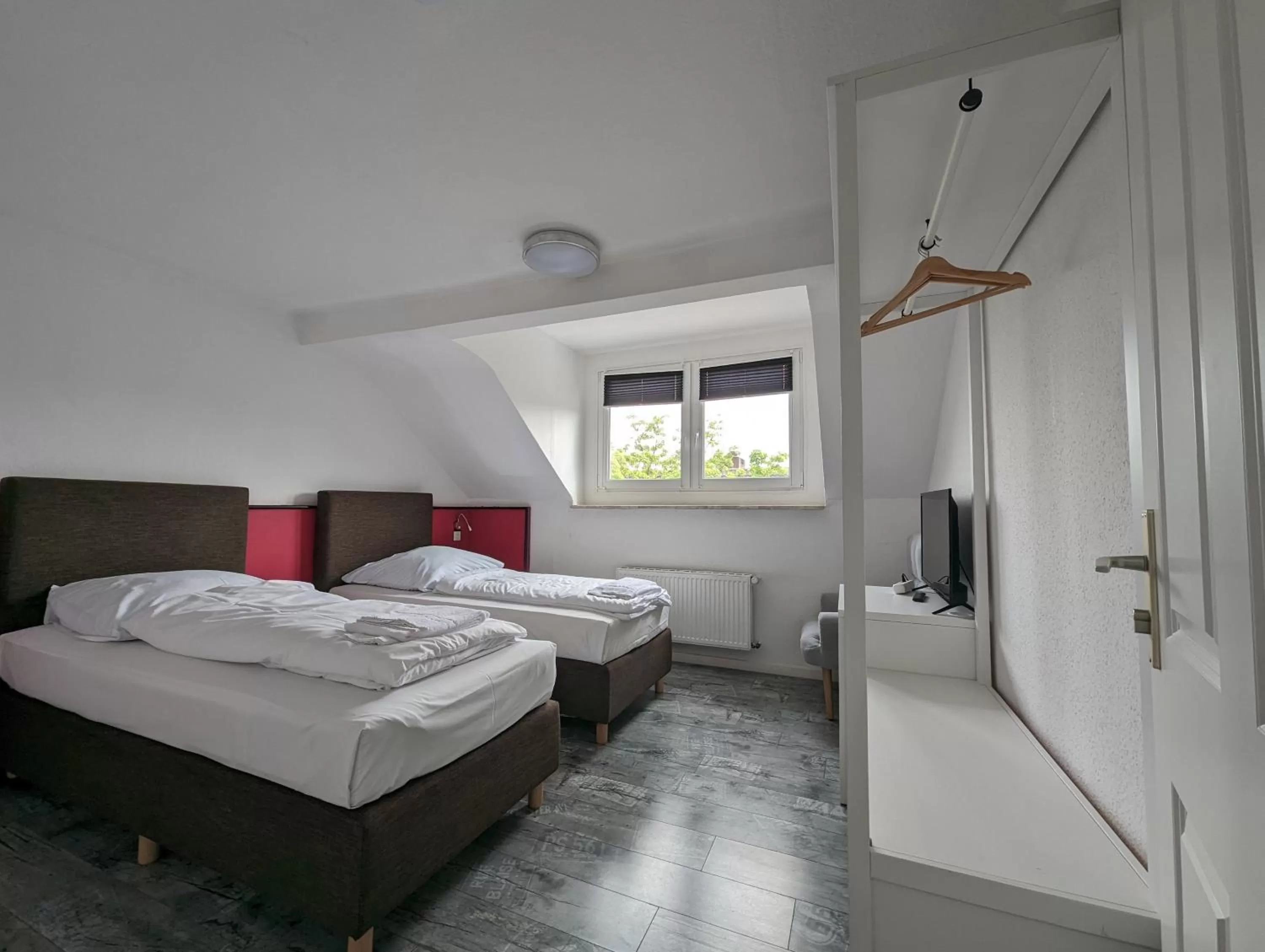 Photo of the whole room, Bed in Hotel Tempelhof - City-Messe-Arena