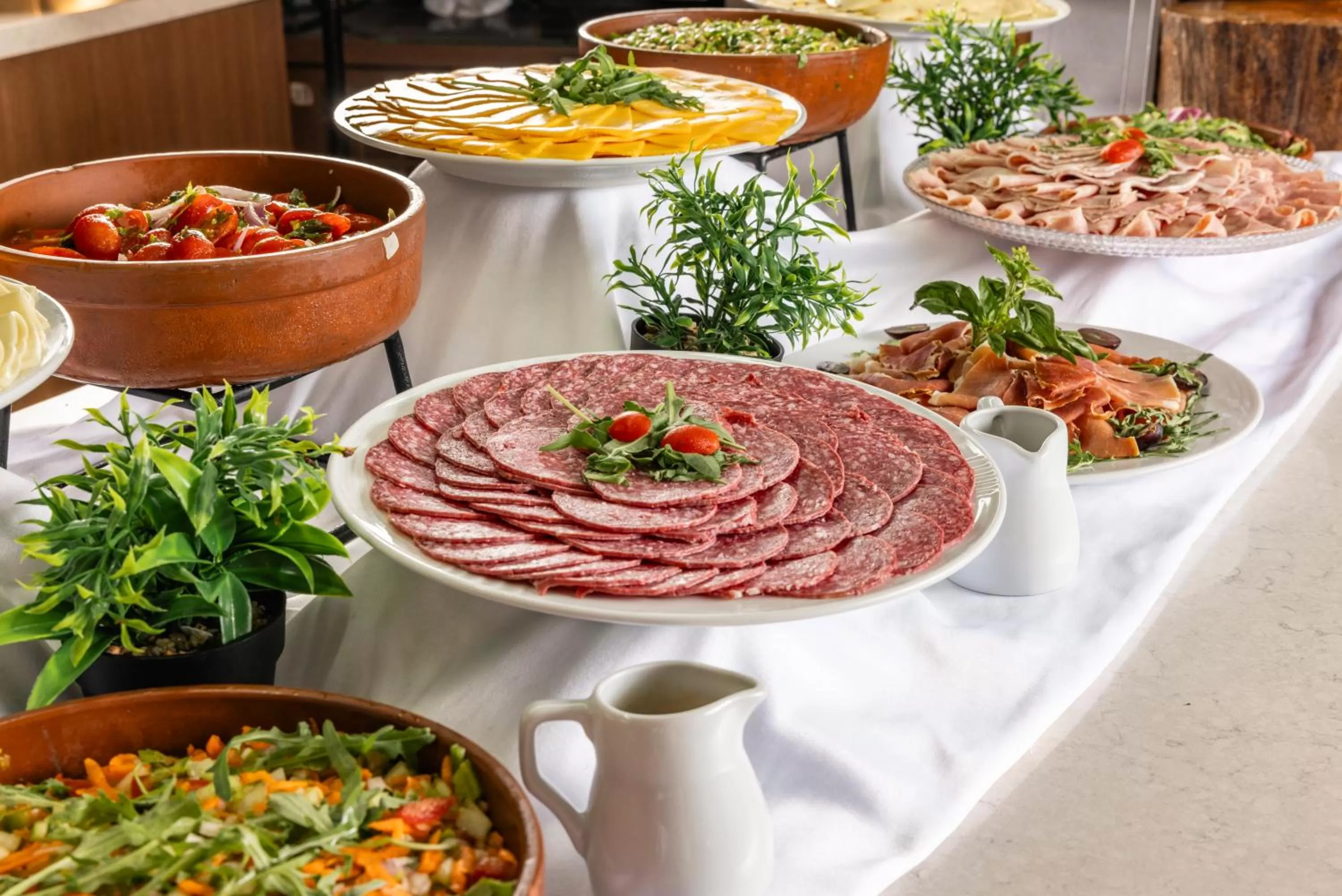 Restaurant/places to eat in Vivaldi Hotel