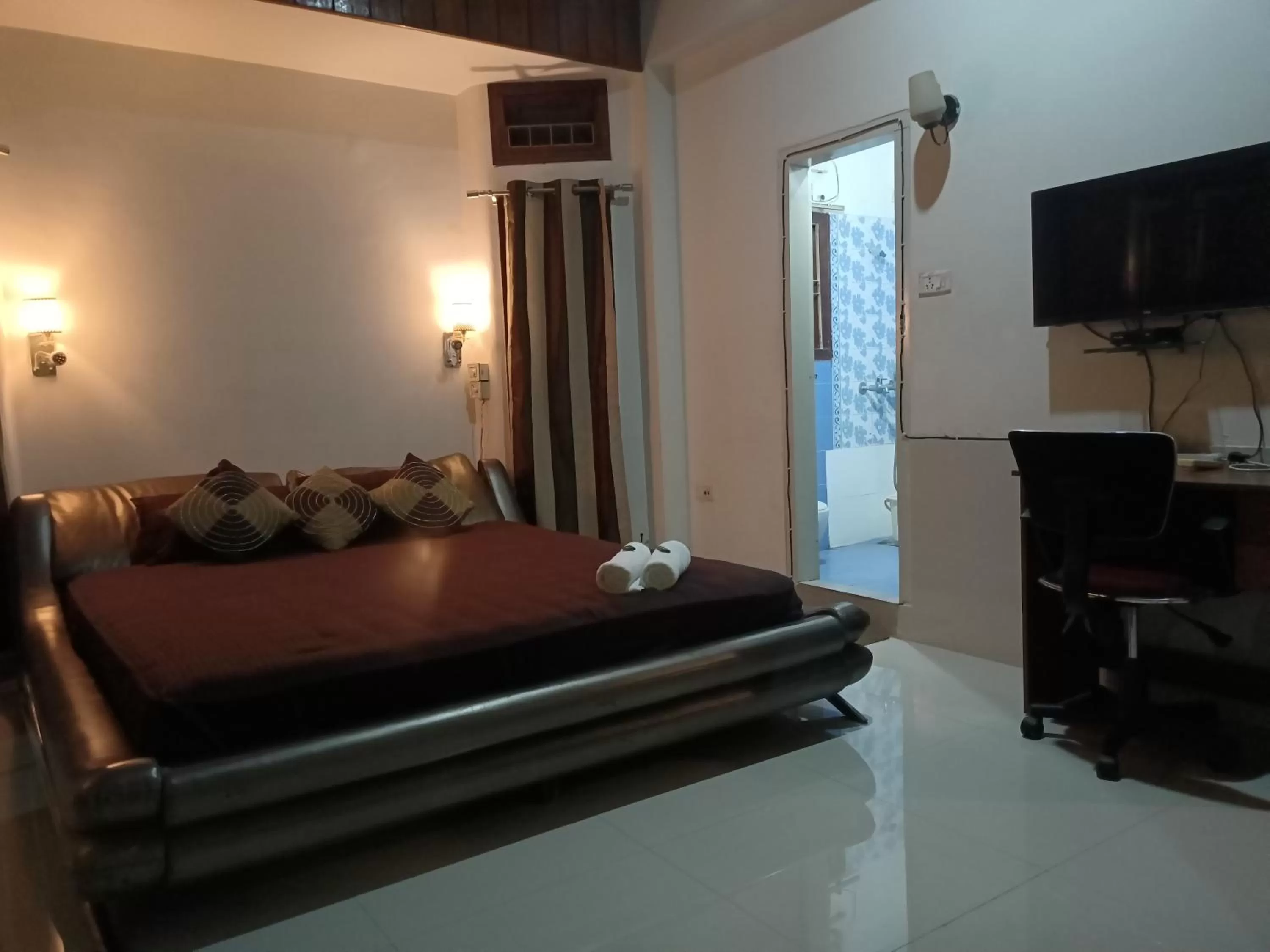 APURBA'S PENSIONE DISPUR